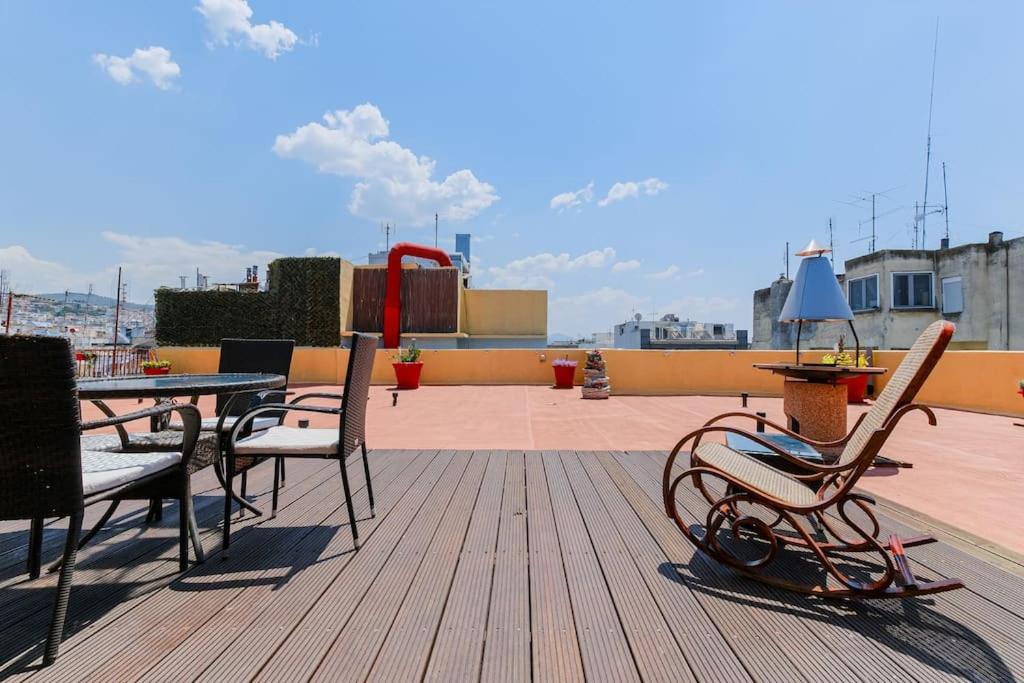 Roofline Downtown Residence, Vesta Philoxenia view 5