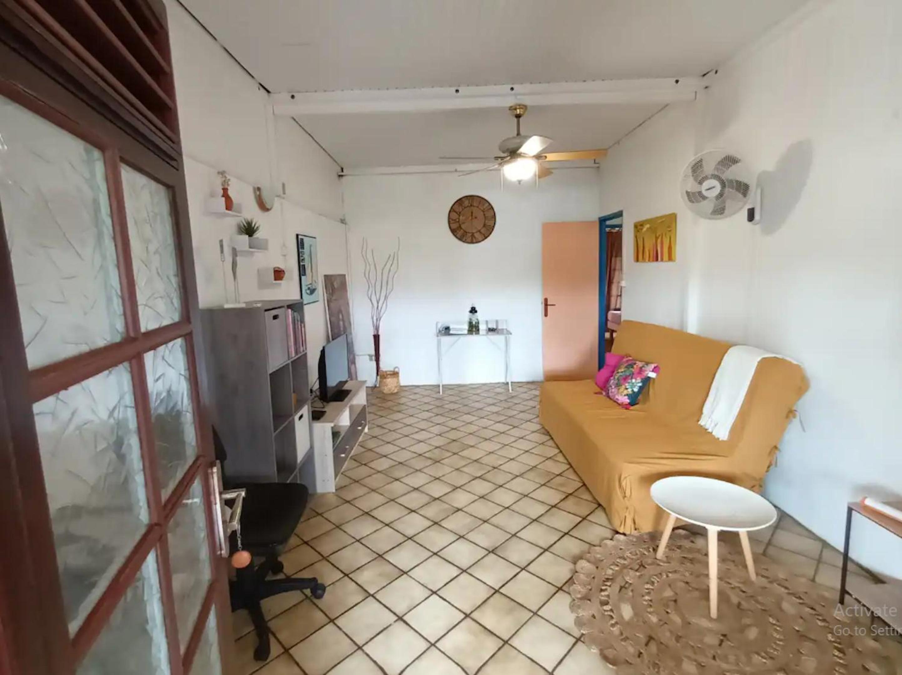 Appartement confortable à Le François avec piscine partagée view 4