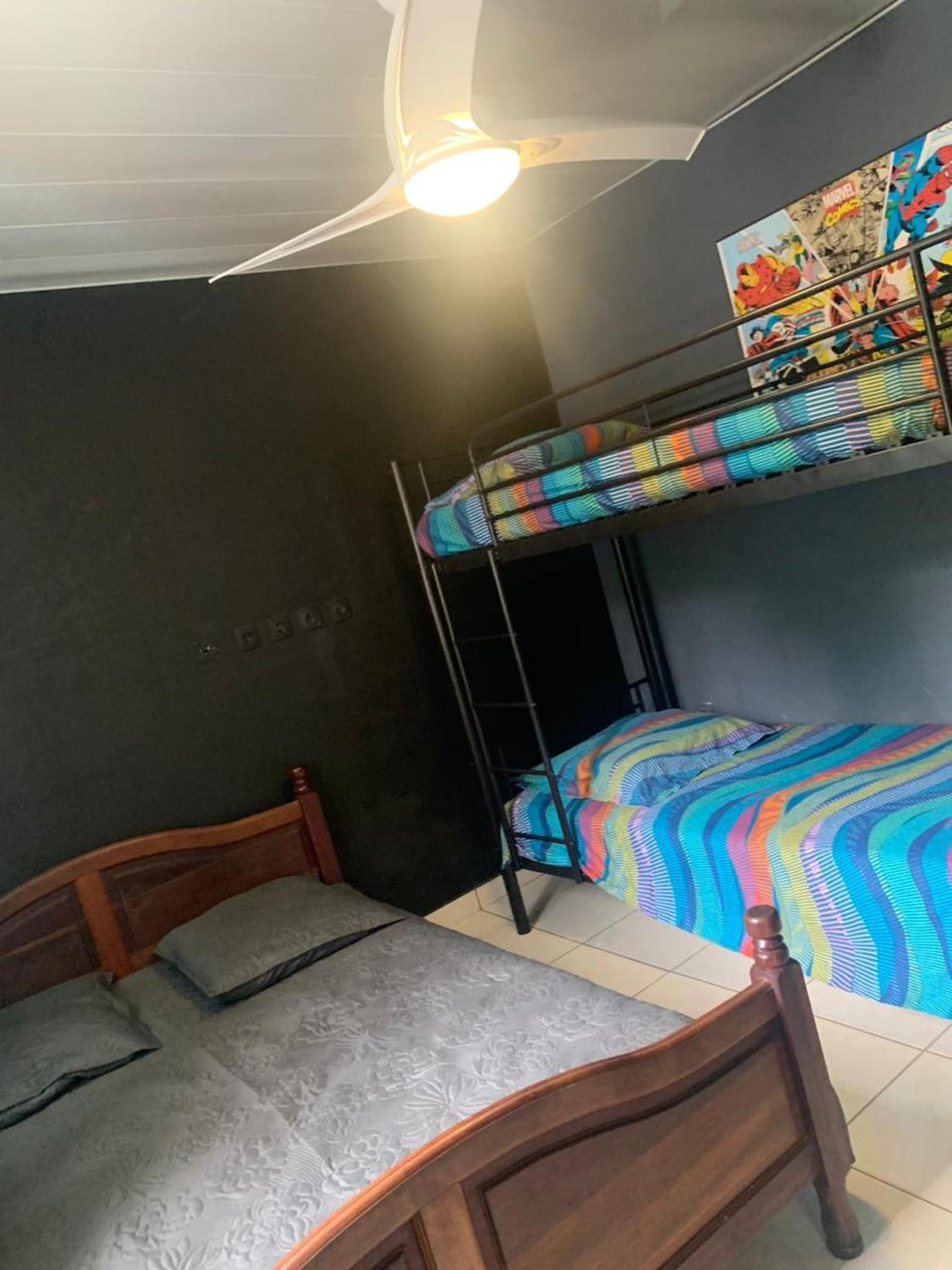 Villa conviviale a L'Etang Sale avec piscine privee