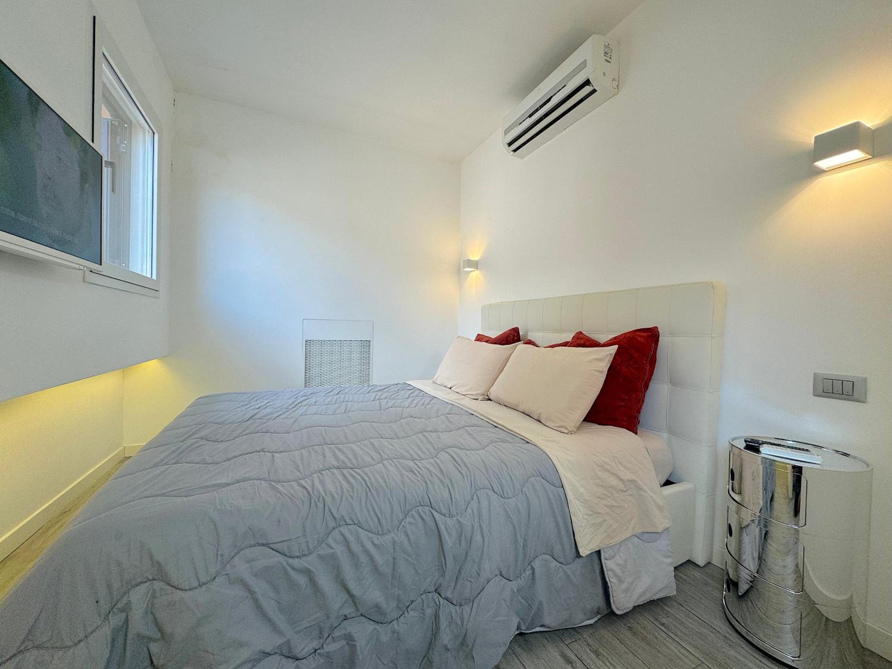 Mercede Apartment - Spanish Steps