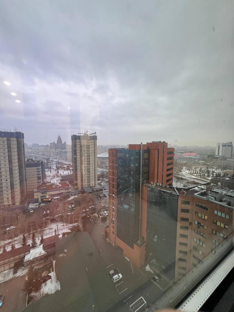 Excellent 2-room apartment near the city embankment