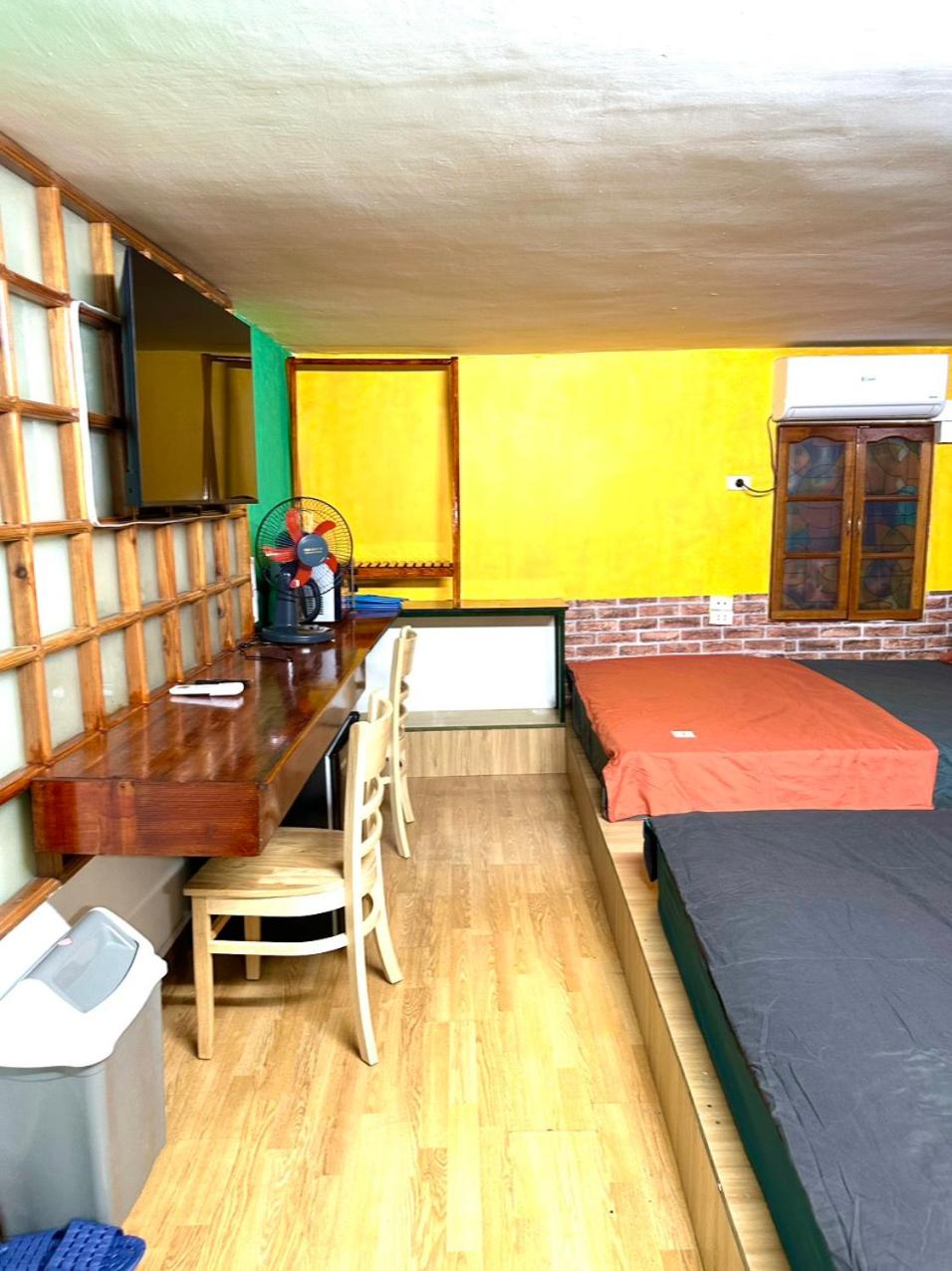 Kolor Green Home,center of Old Quarter, near Hoankiem Lake, 2 big beds