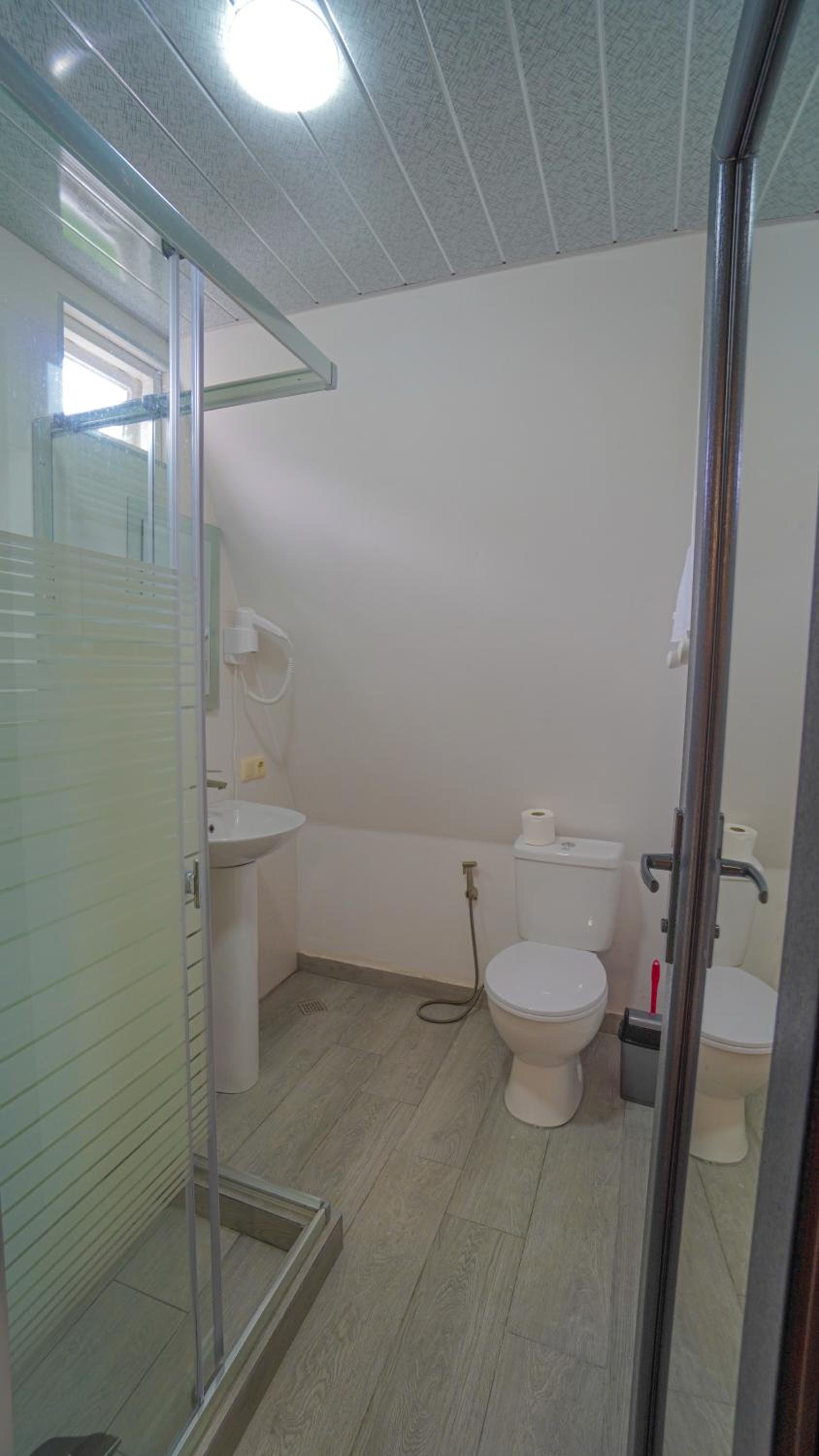 Photo 20