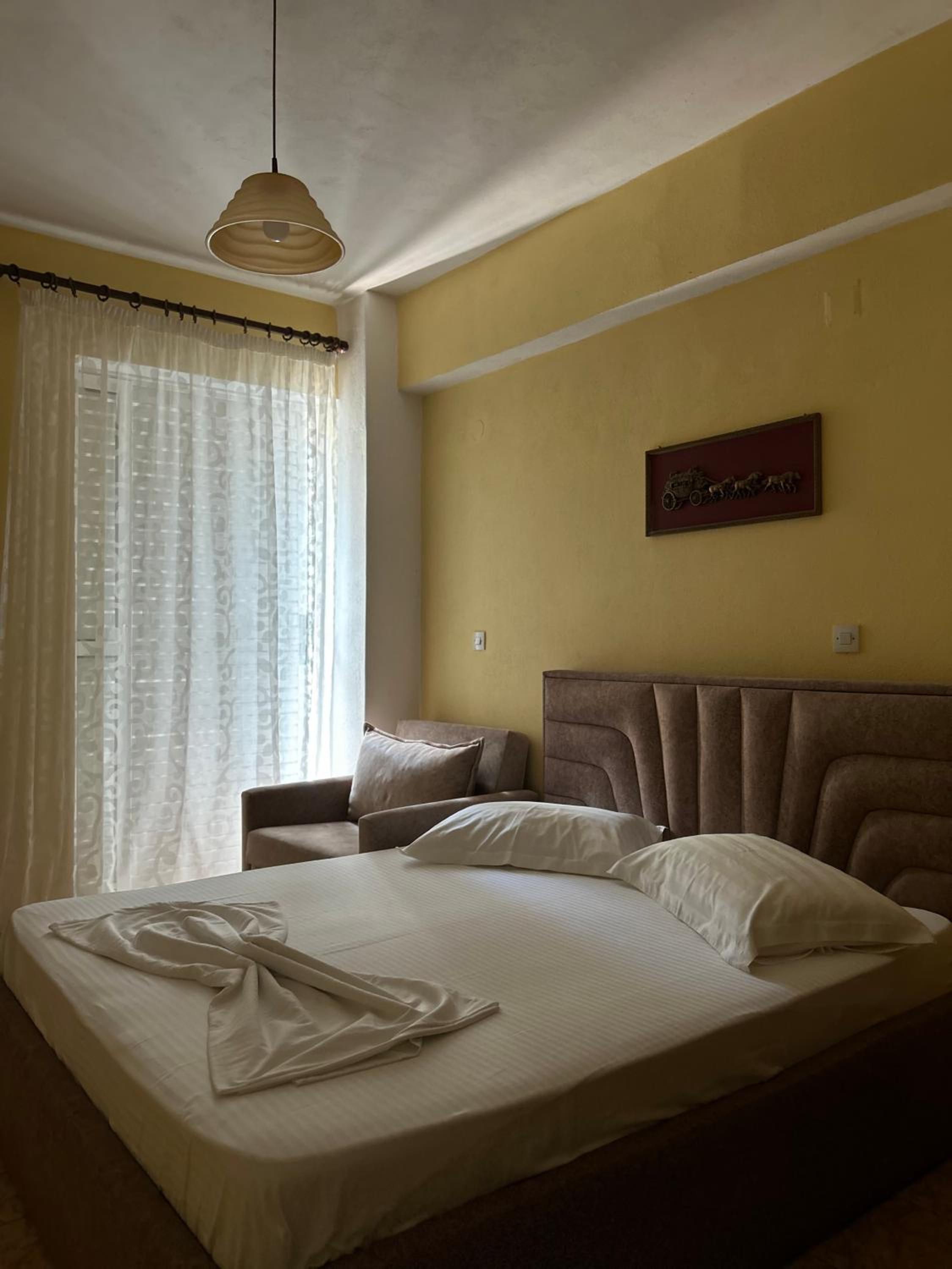 Areti Rooms Hotel
