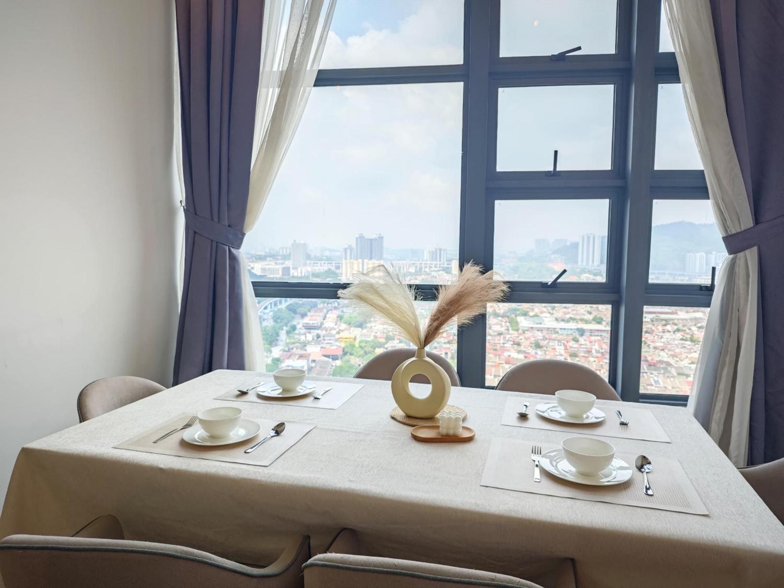 Urban Loft MRT Convenience KLCC Nearby in EKO CHERAS