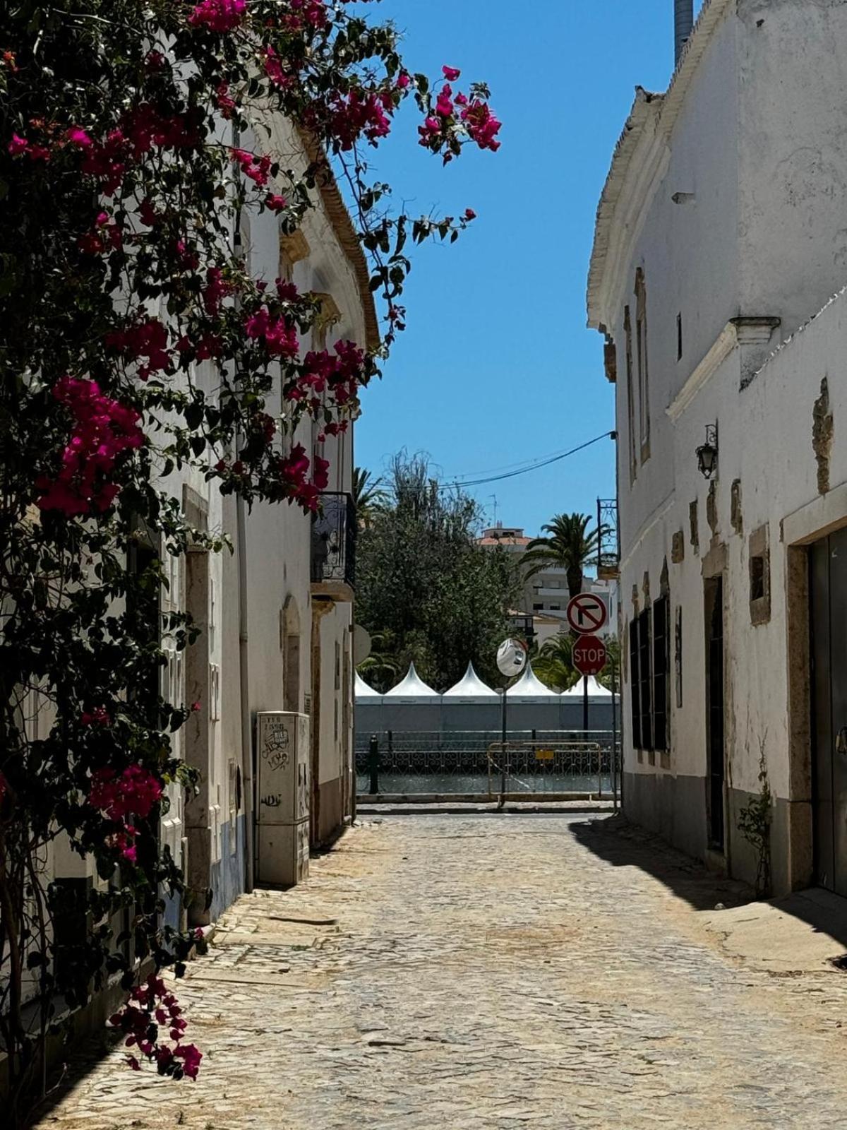 Casa Largo