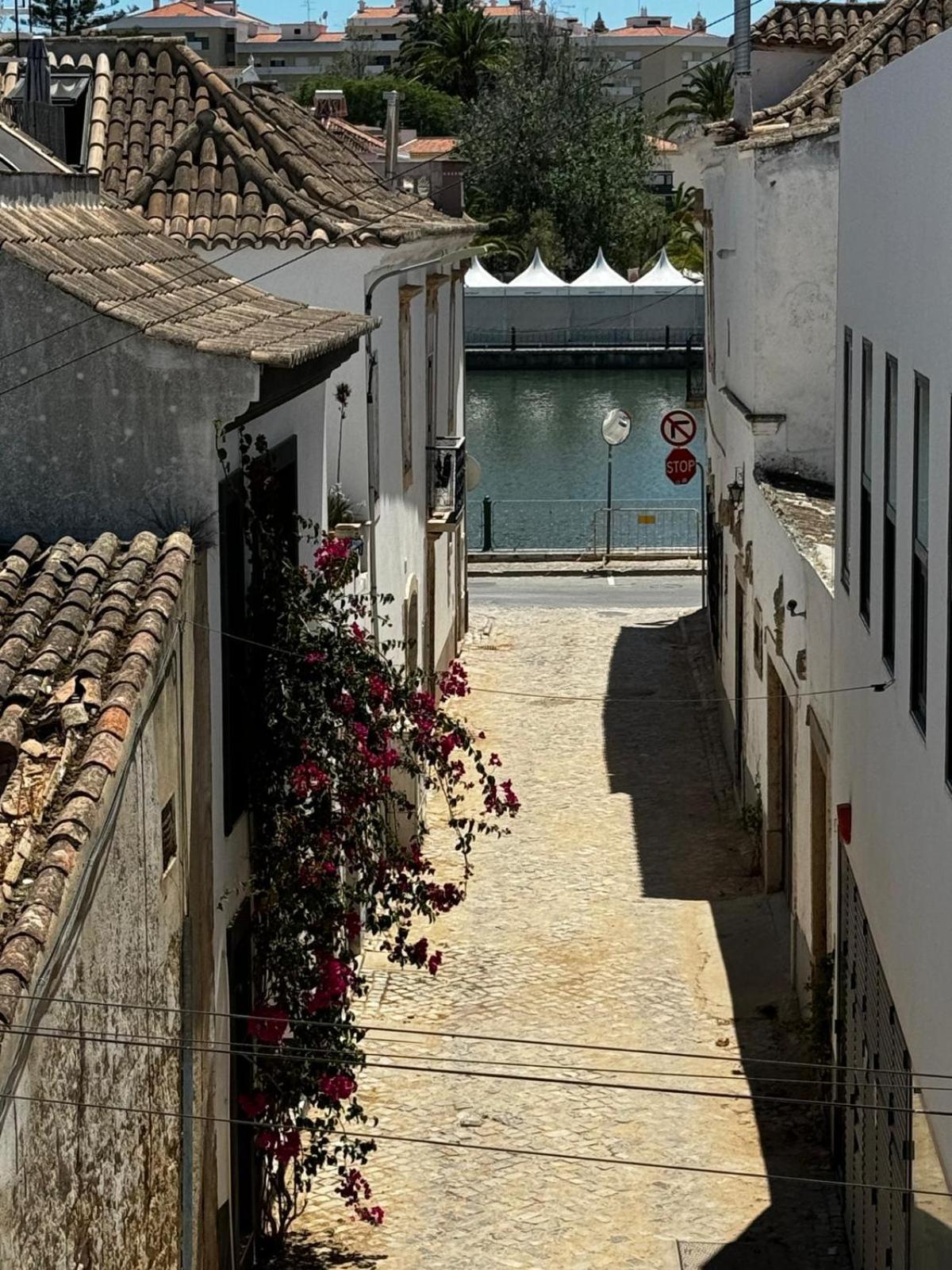 Casa Largo