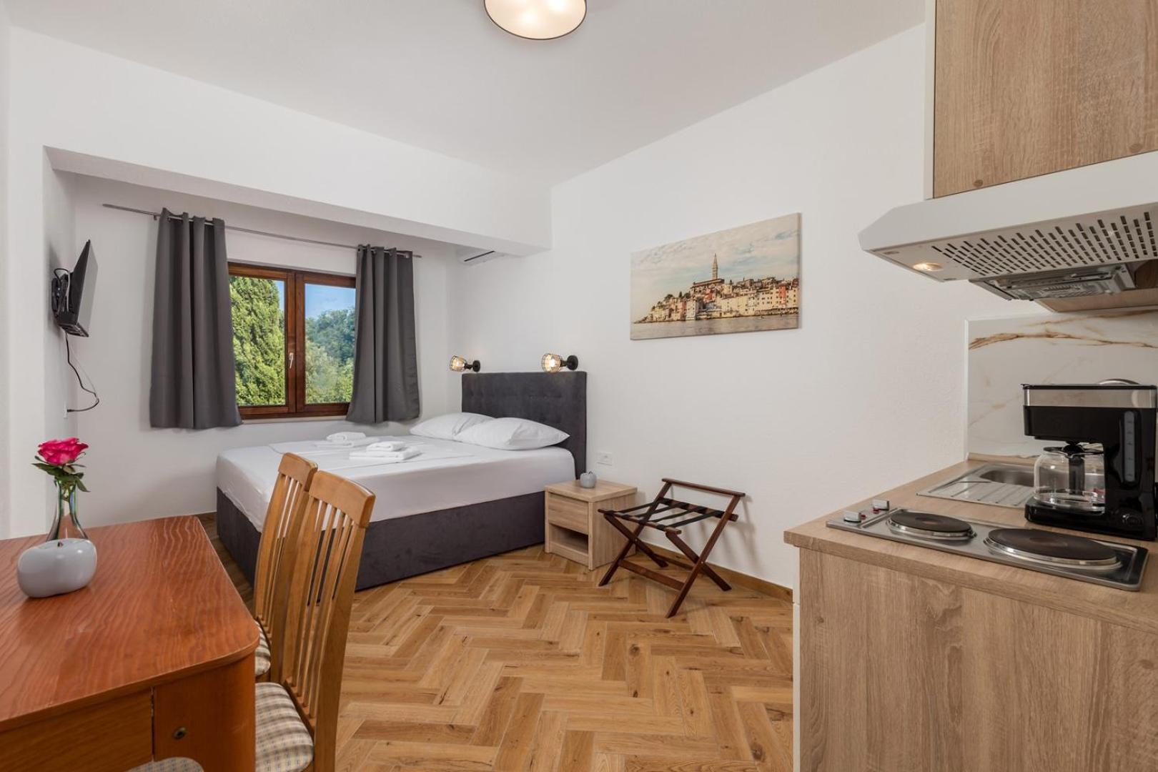 APARTMENTS JADRANKa