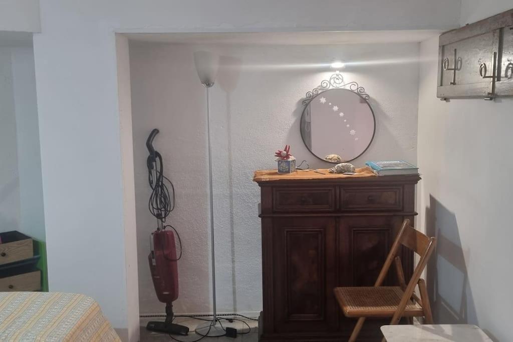 Brezza Marina en Sperlonga — hotel room