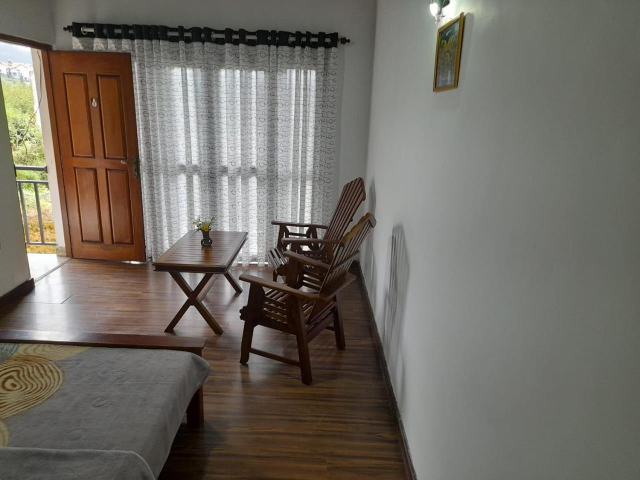 Kadalla Cottage