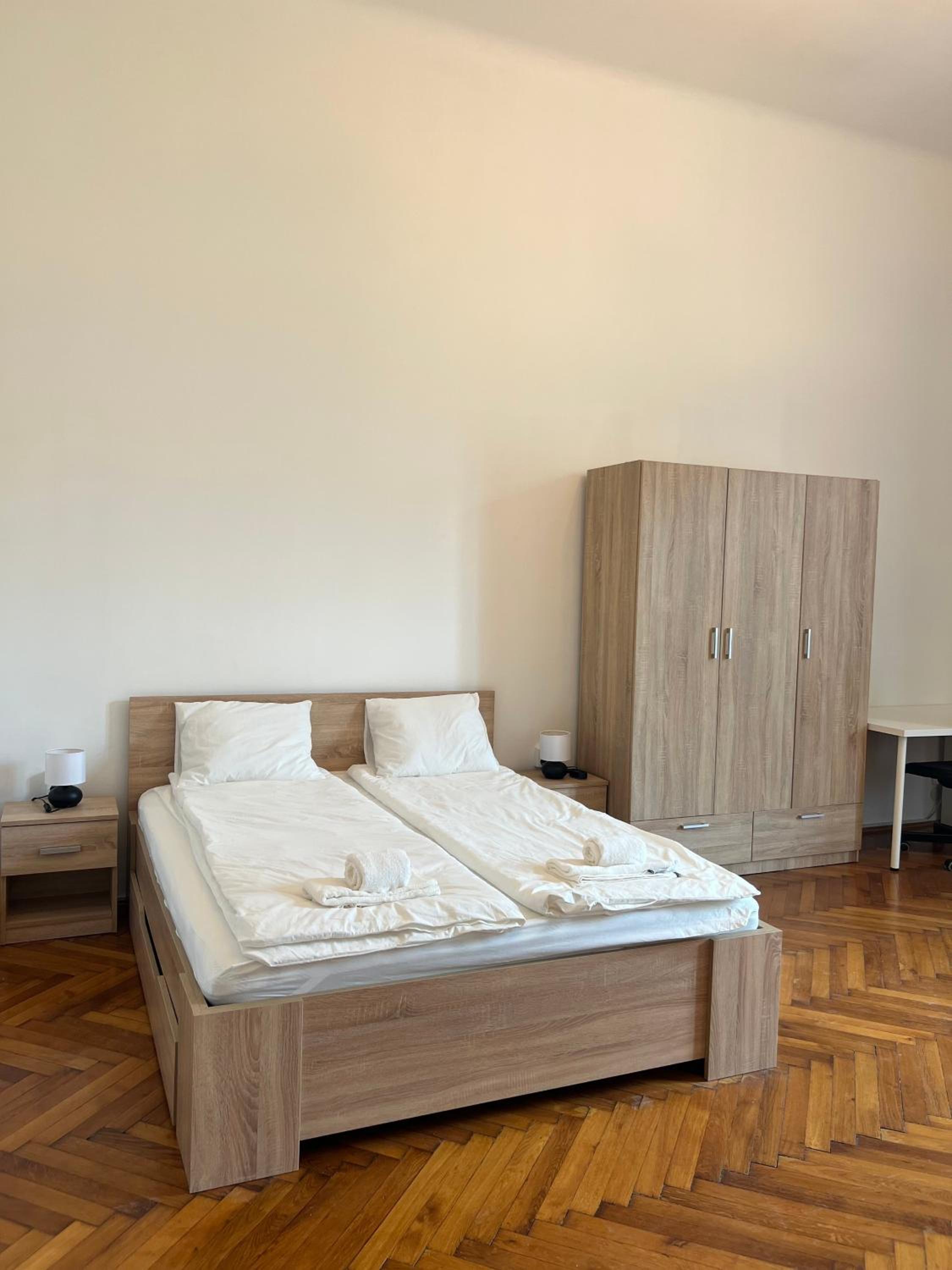Ferenc haven view 2