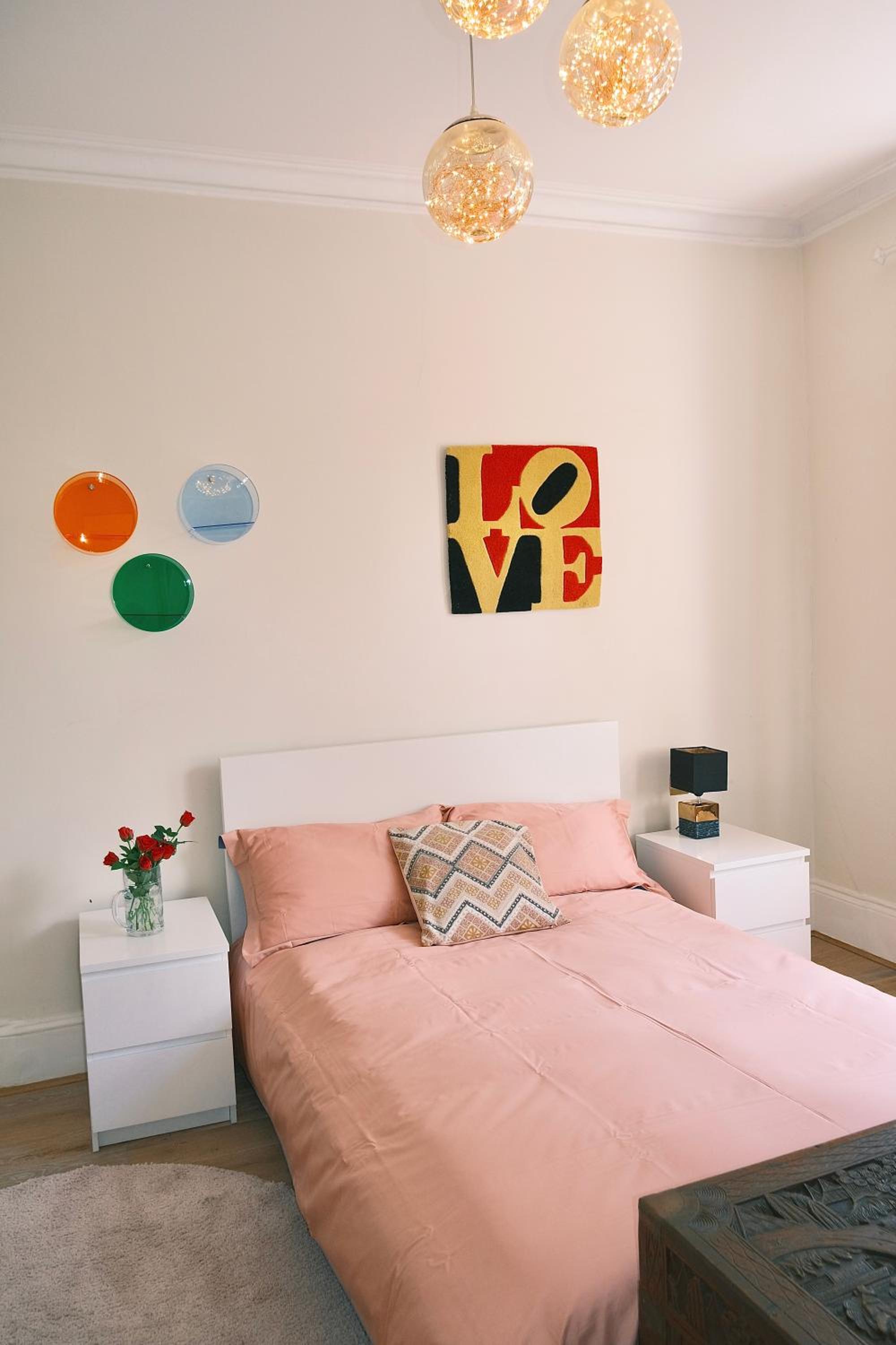 Kensington 1B1B with Sofa Double Bed Max 4 Guests