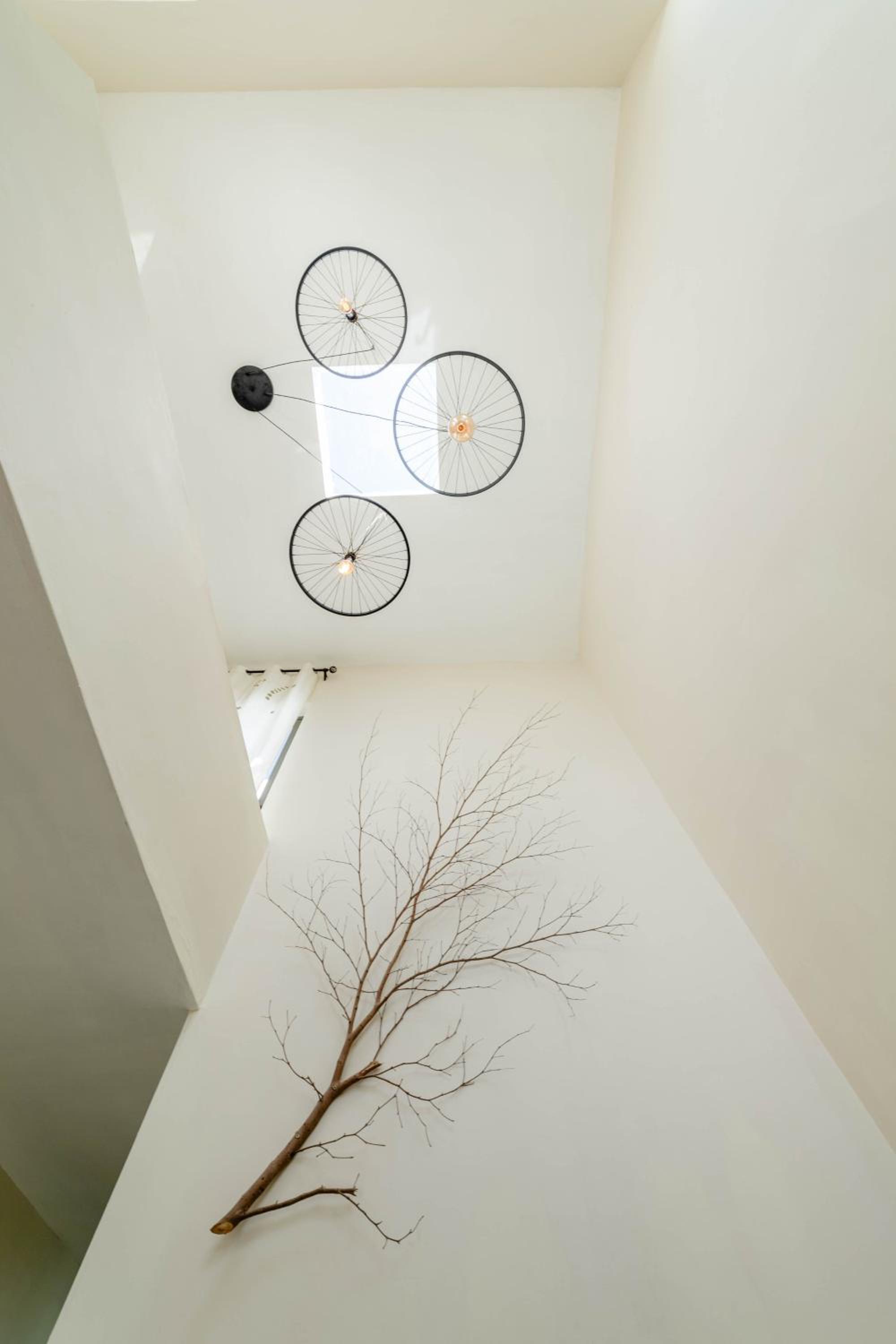 Balnea Villa Sixty-Nine view 4