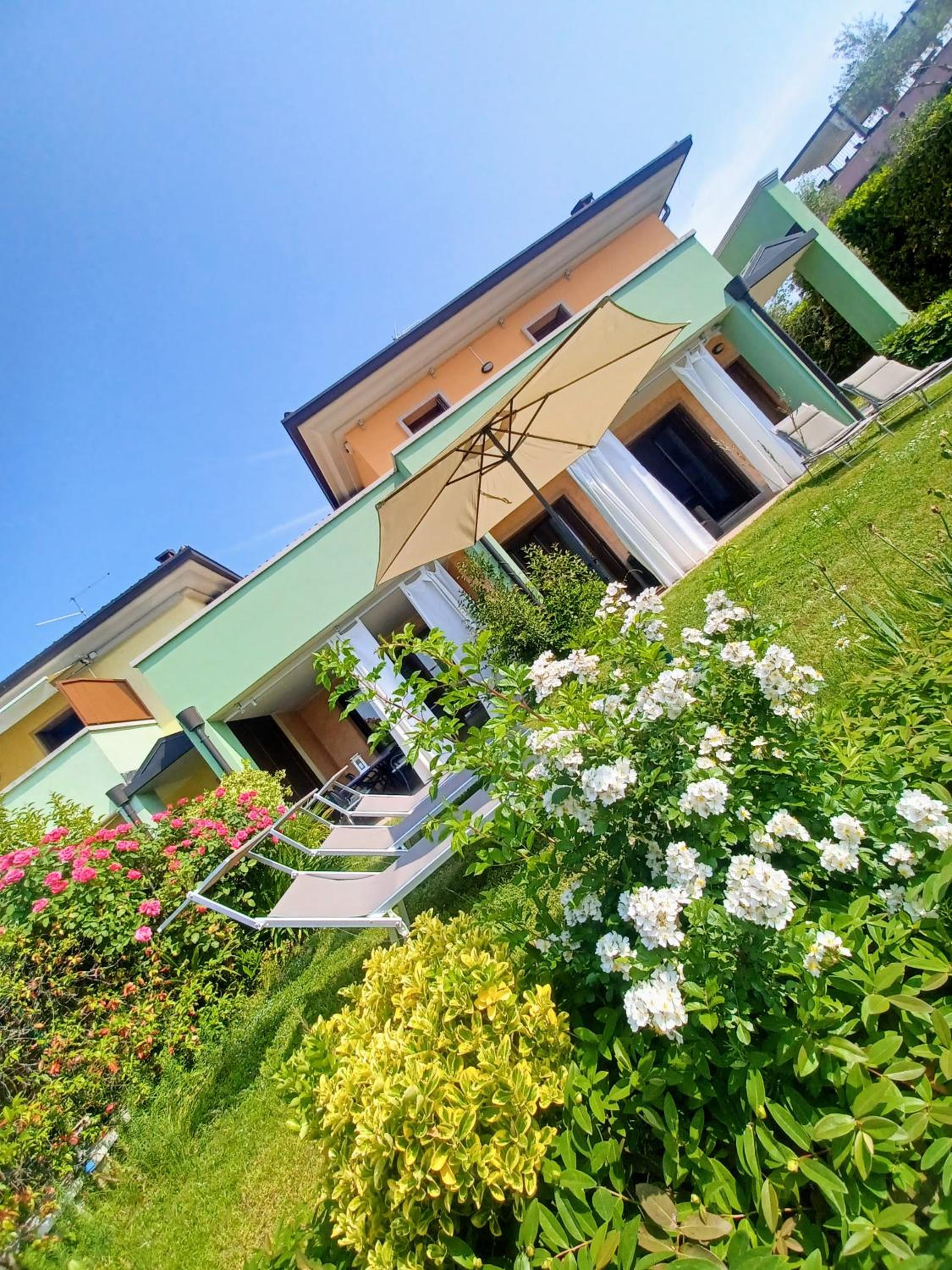 REGINA GARDESANA Luxury