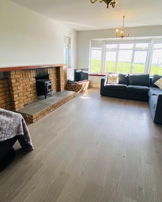Valley Lodge 3 BR Retreat in Craigantlet Hills view 3