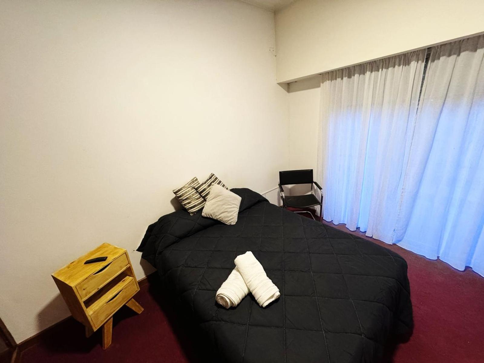 Casa Zona Residencial , pileta, garage doble y quincho con parrilla