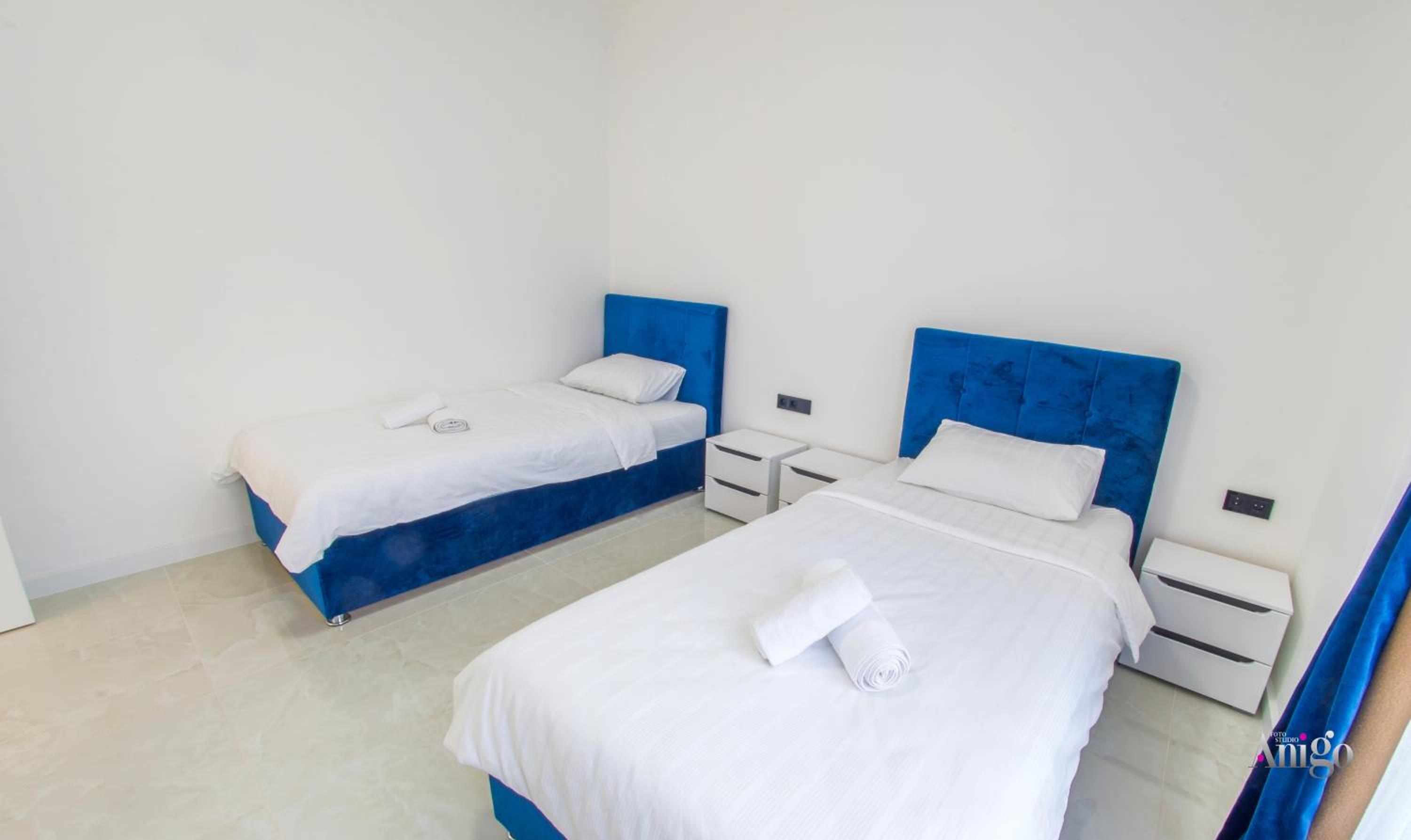 Royal Terrace Apartments