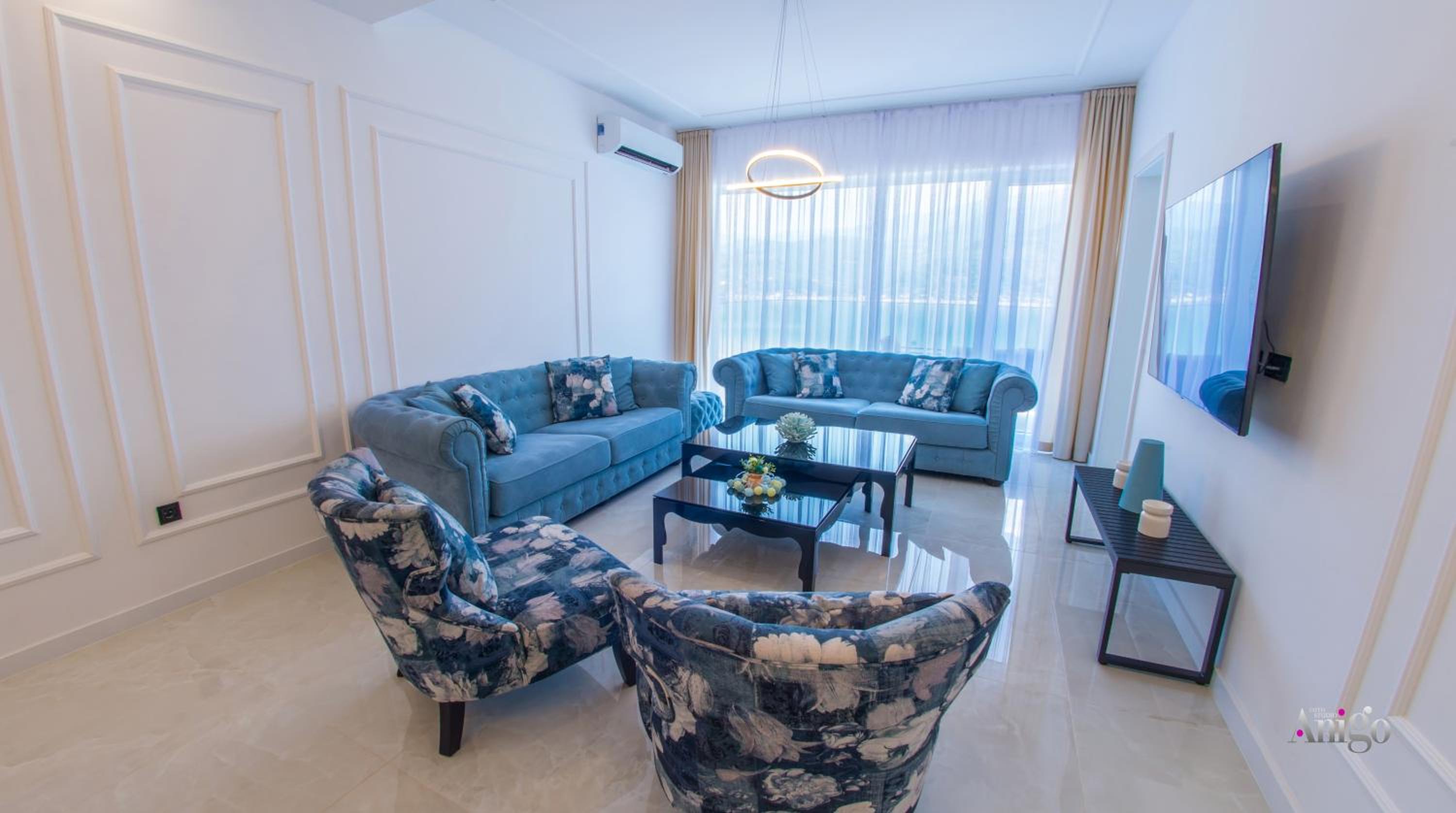 Royal Terrace Apartments