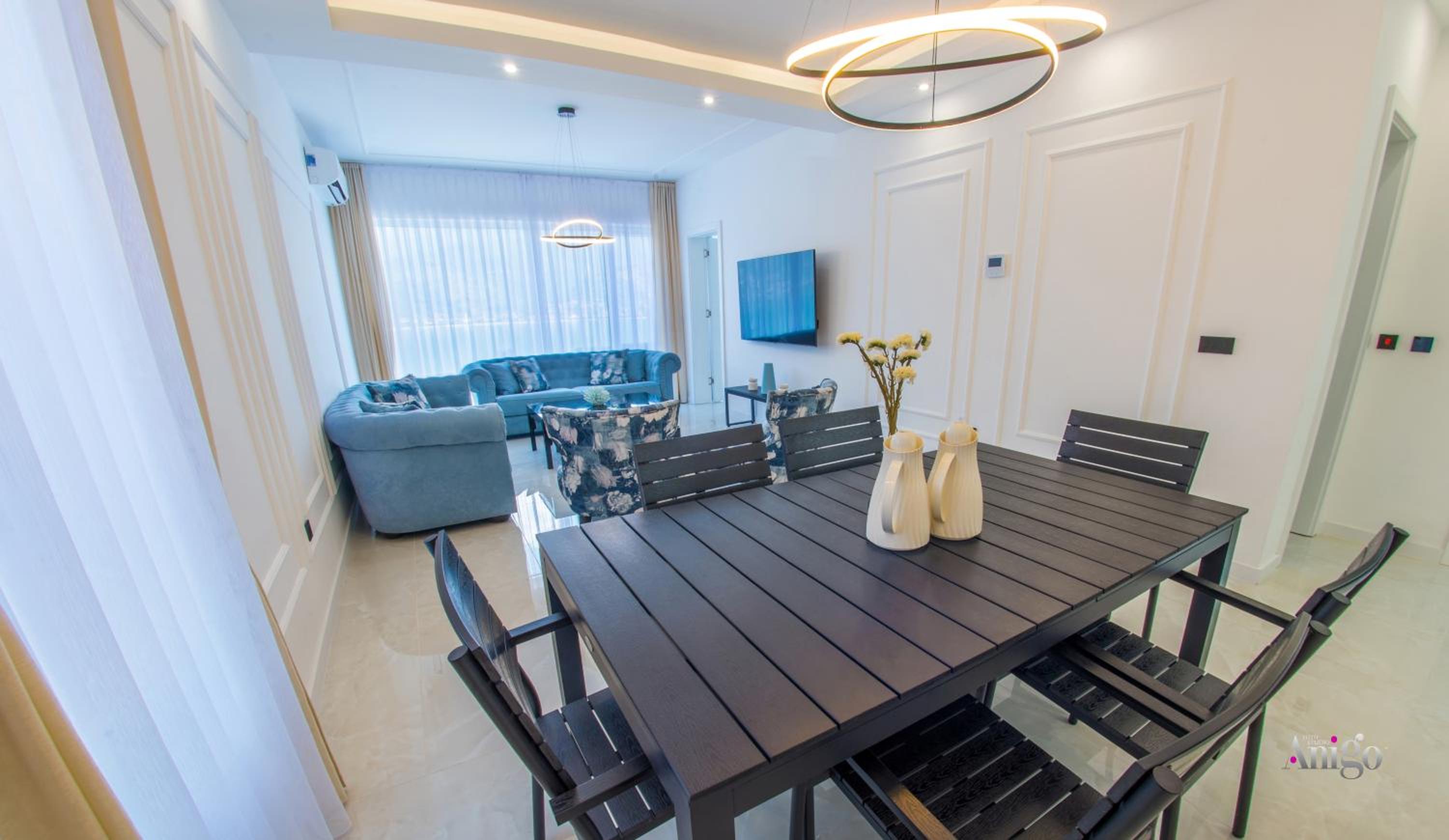 Royal Terrace Apartments