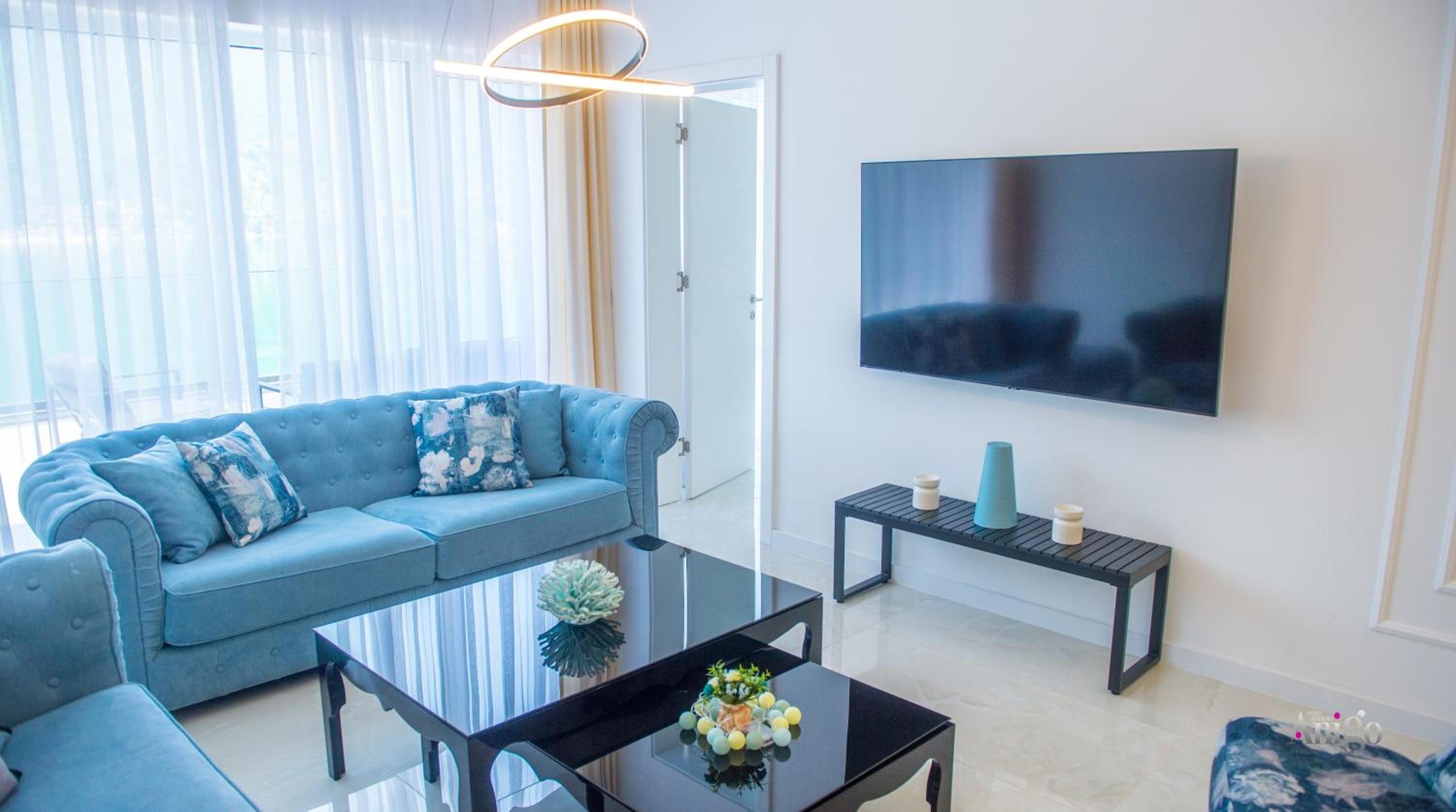 Royal Terrace Apartments