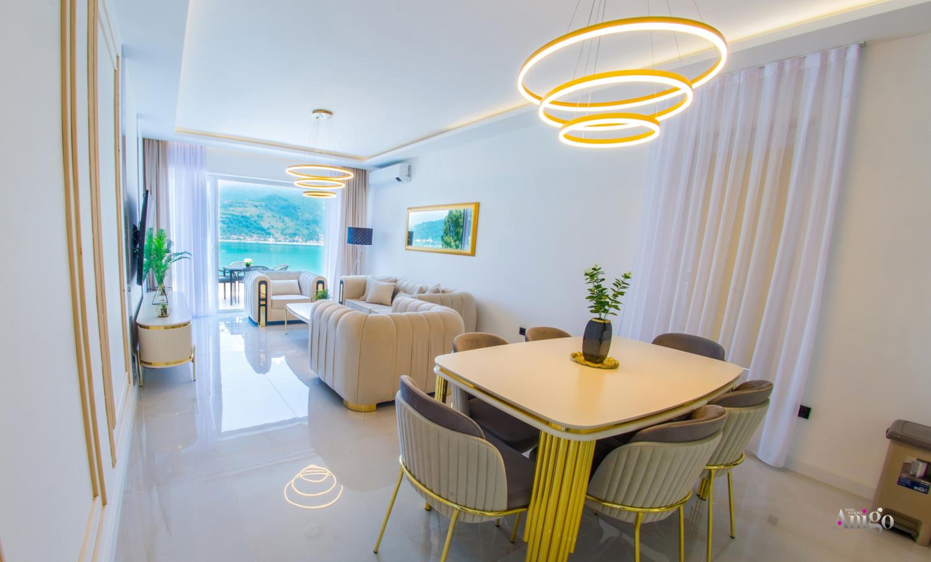Royal Terrace Apartments
