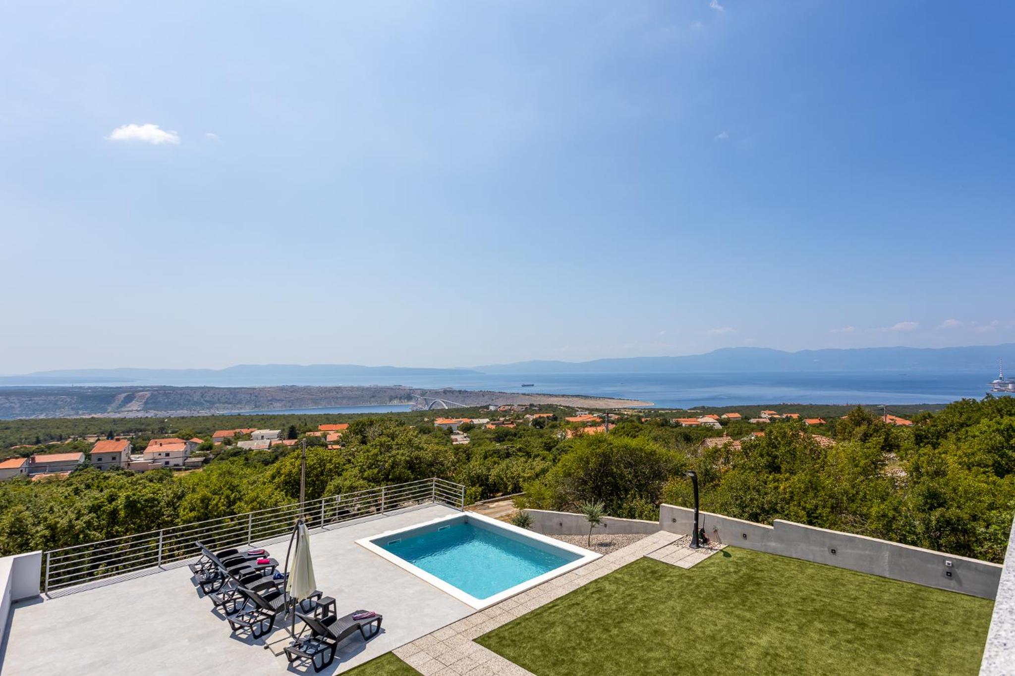 Luxury villa with private pool near Island Krk