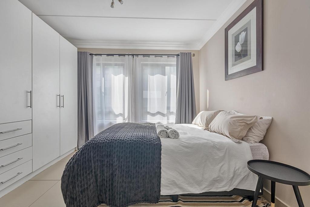 1 Bed in Chartwell view 4
