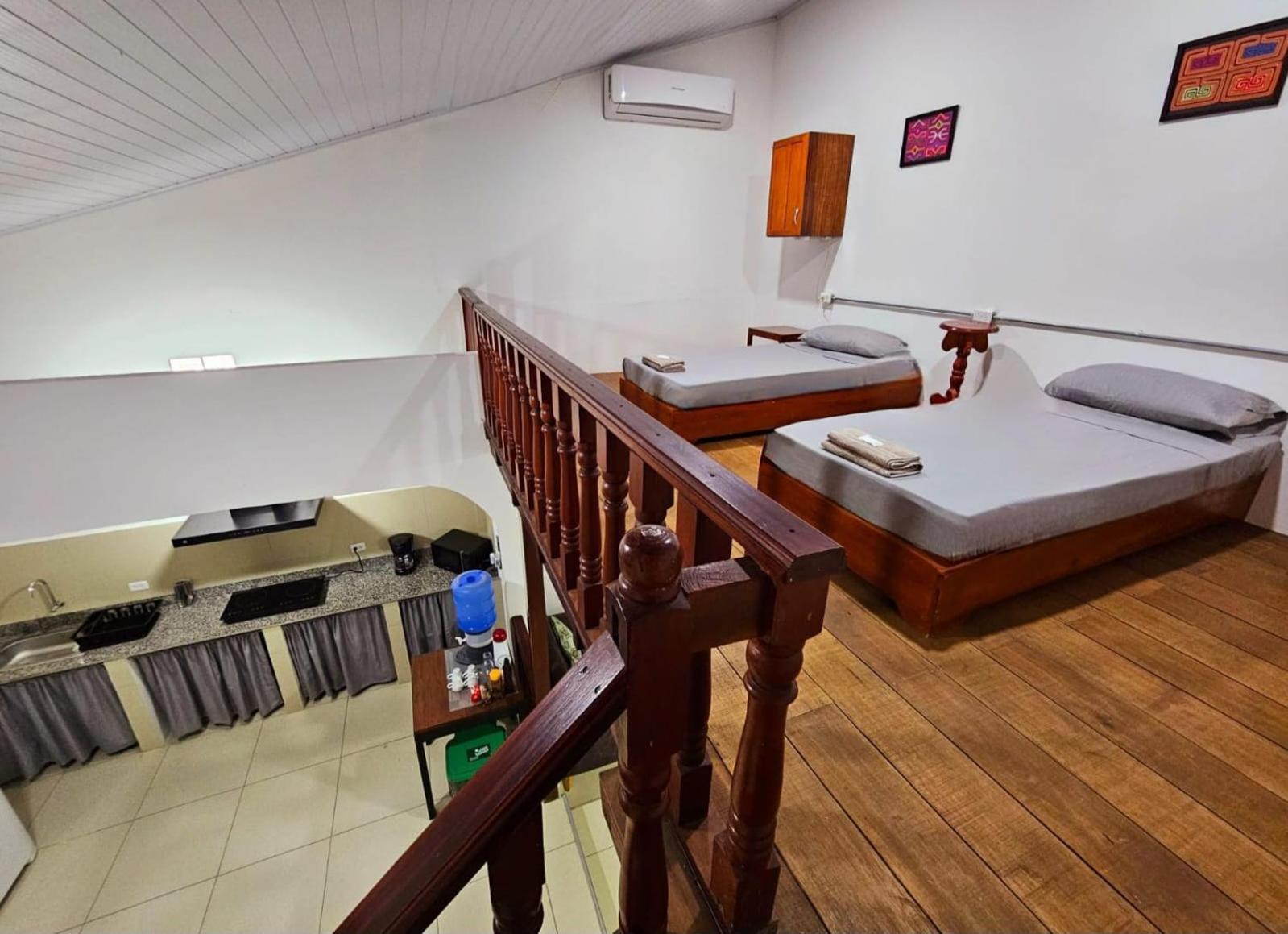 Kanaq Hotel Tours