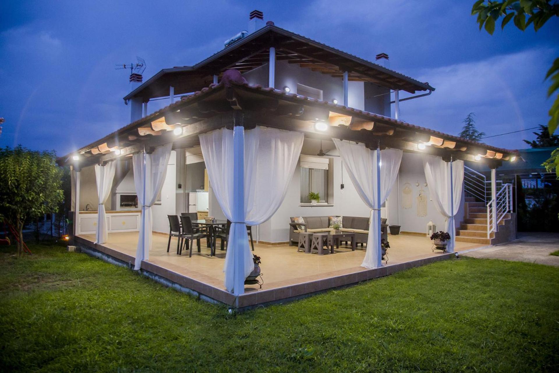 Villa Avra