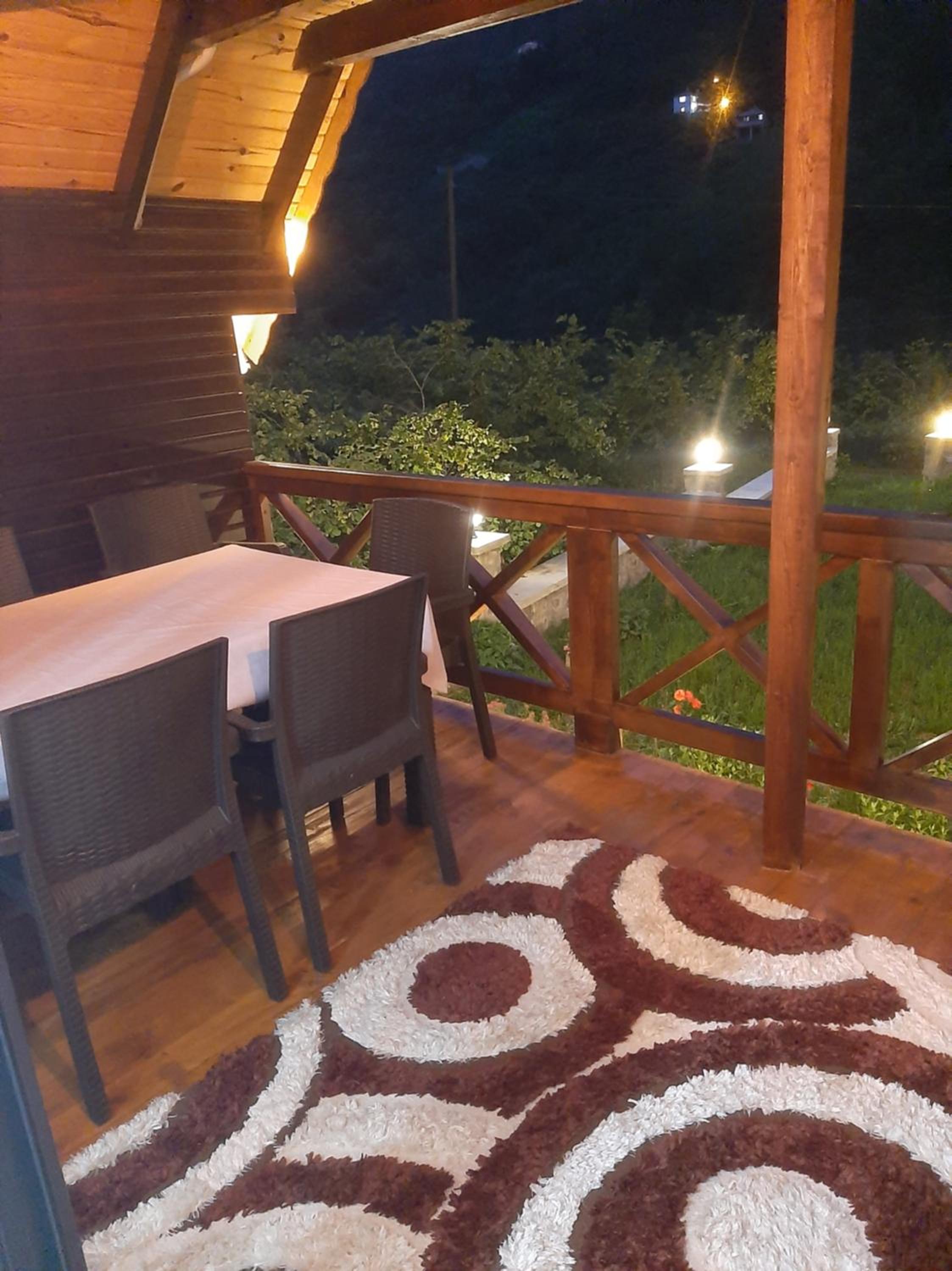 Assos bungalow