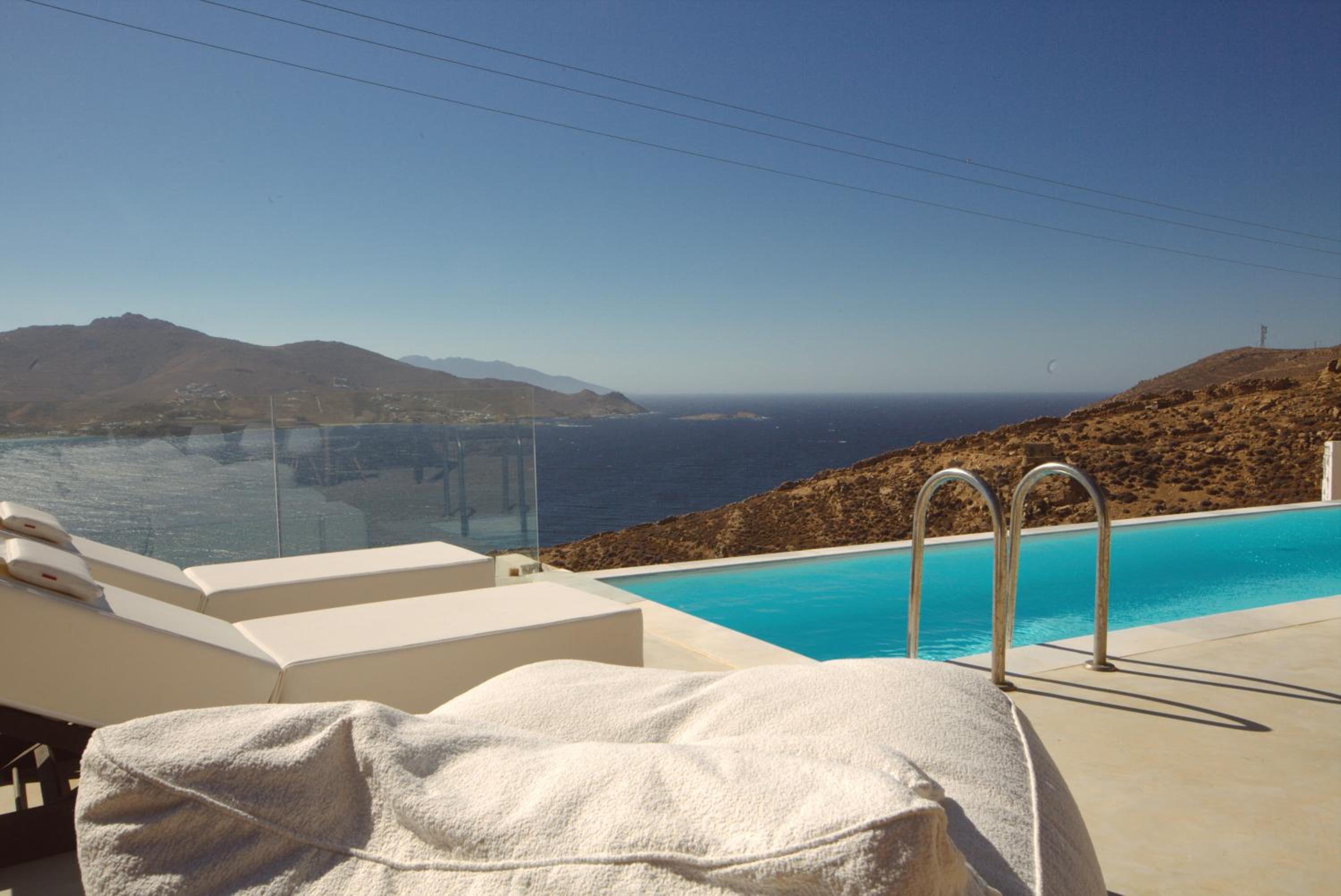 Amazē Mykonos
