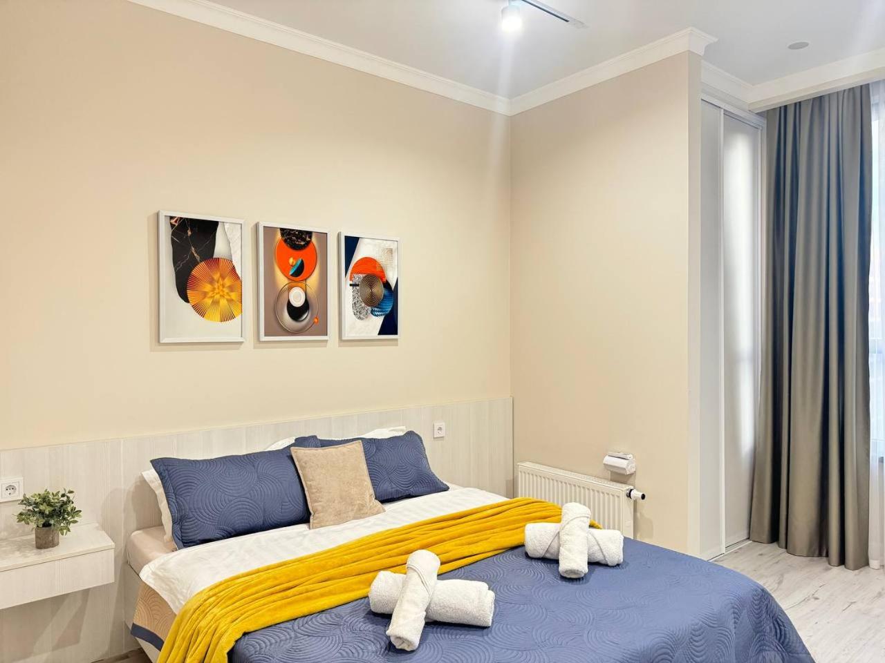 2 room AMIR near MEGA Shopping Mall flat 199 view 4