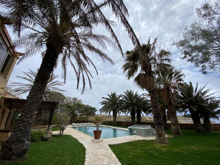 Traditional farmhouse with spectacular sea views