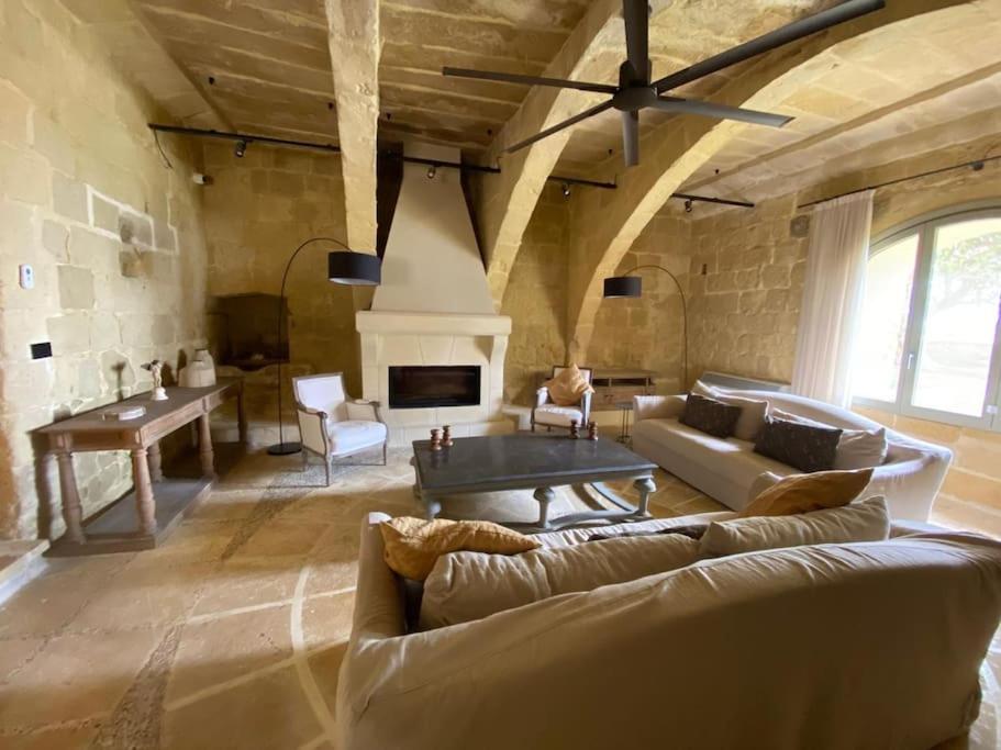 Traditional farmhouse with spectacular sea views
