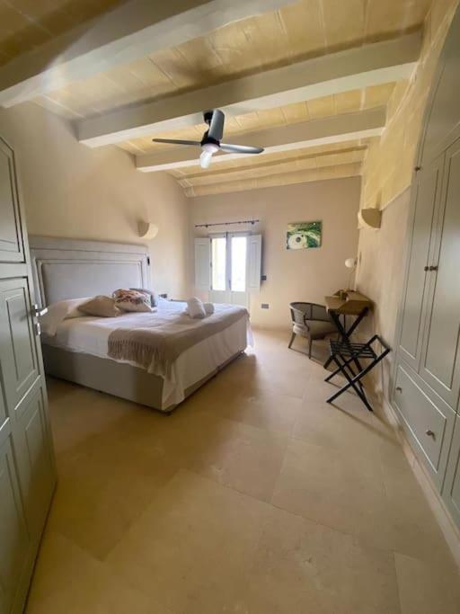 Traditional farmhouse with spectacular sea views
