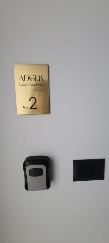 Adger1