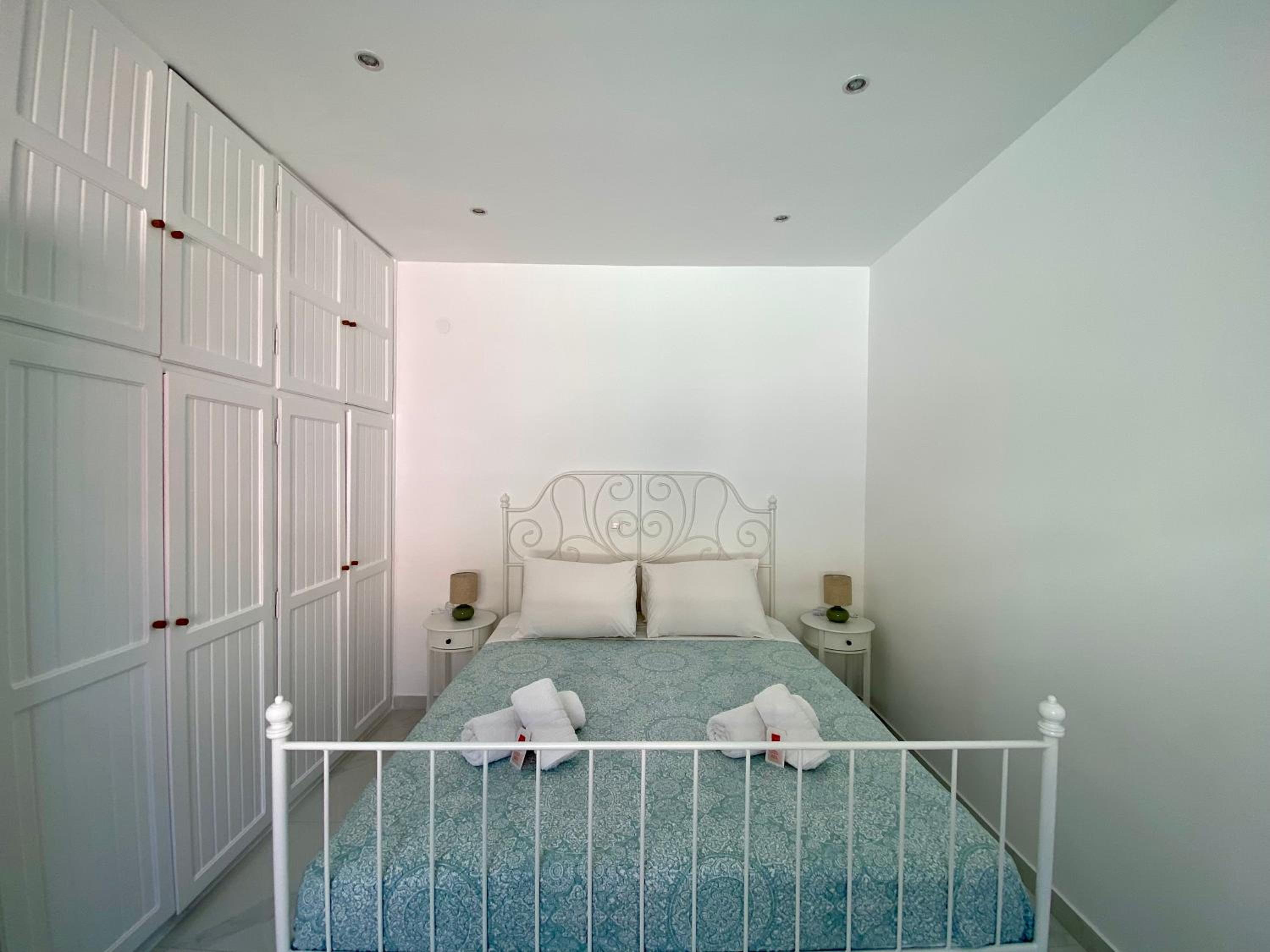 Batis Breeze Studio
