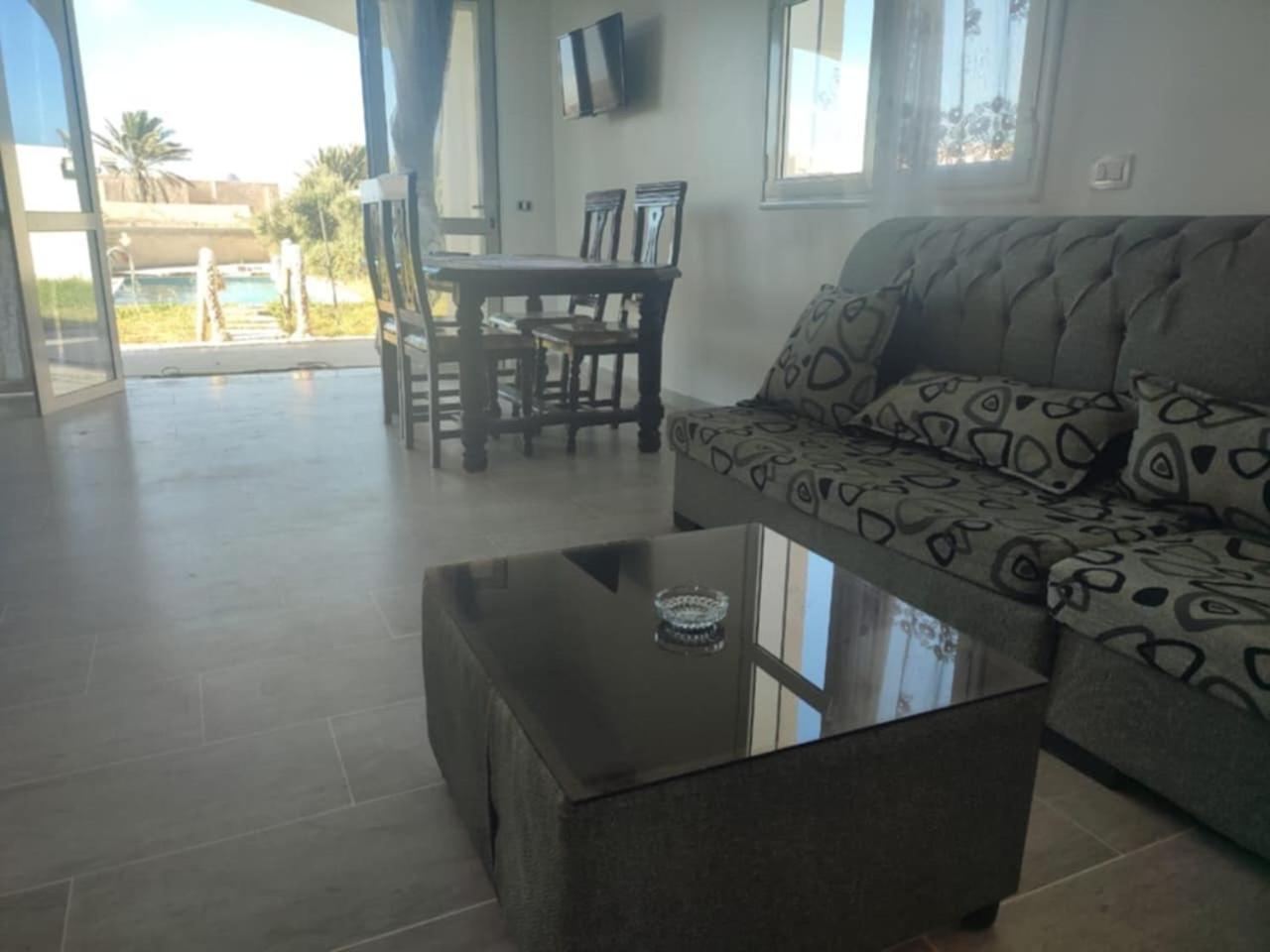 VILLA SOUNINE RAFRAF avec piscine view 5
