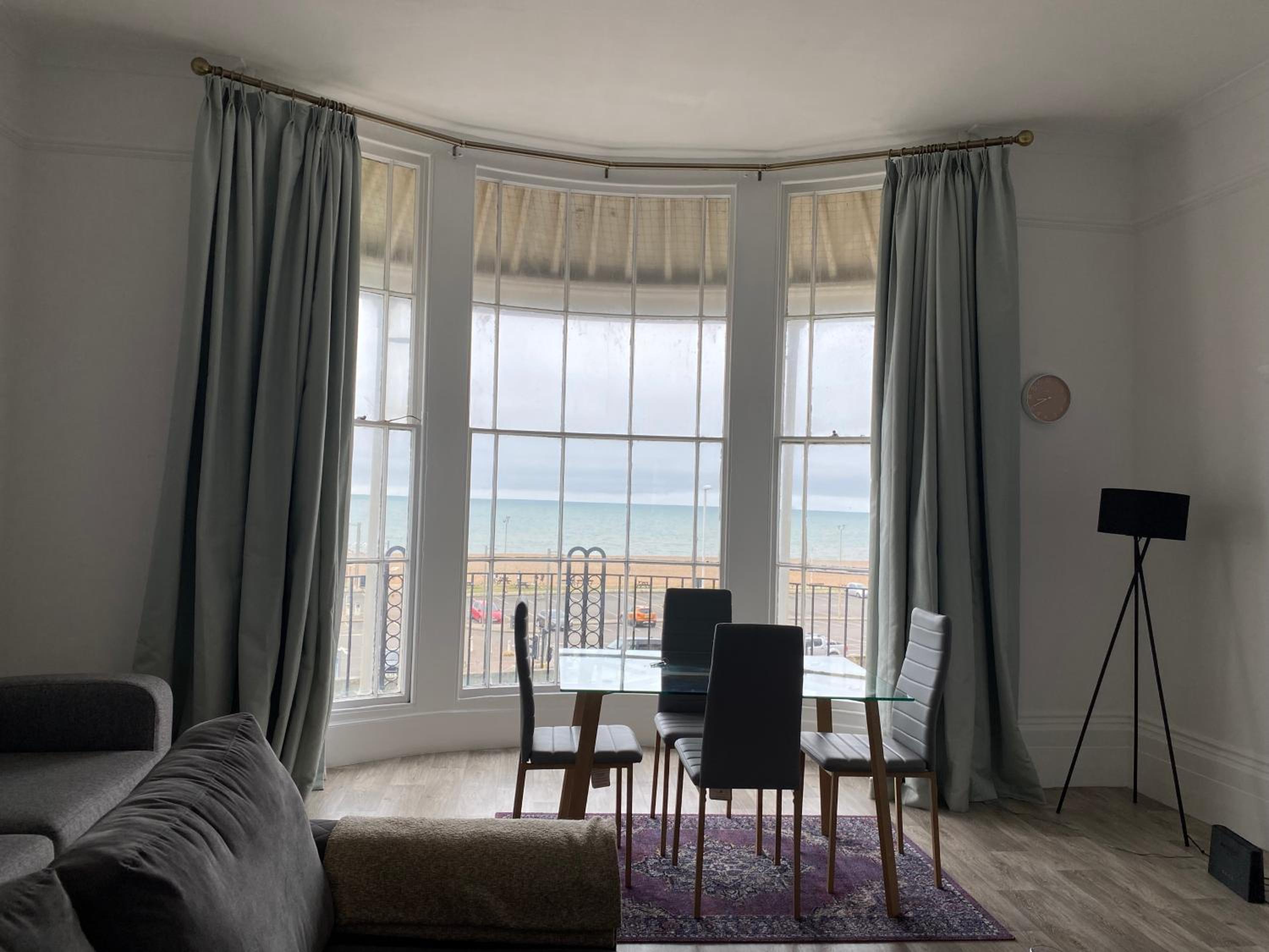 Period Sea view flat in Hastings