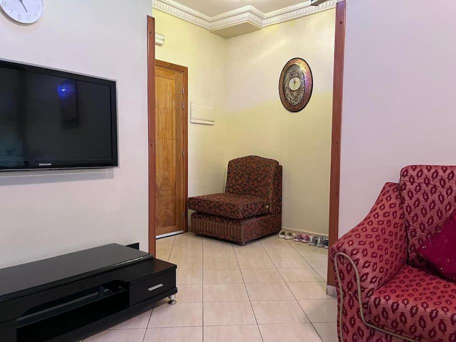 Spacious Family Apartment - Air Conditioning, Pool & Garden Views view 5