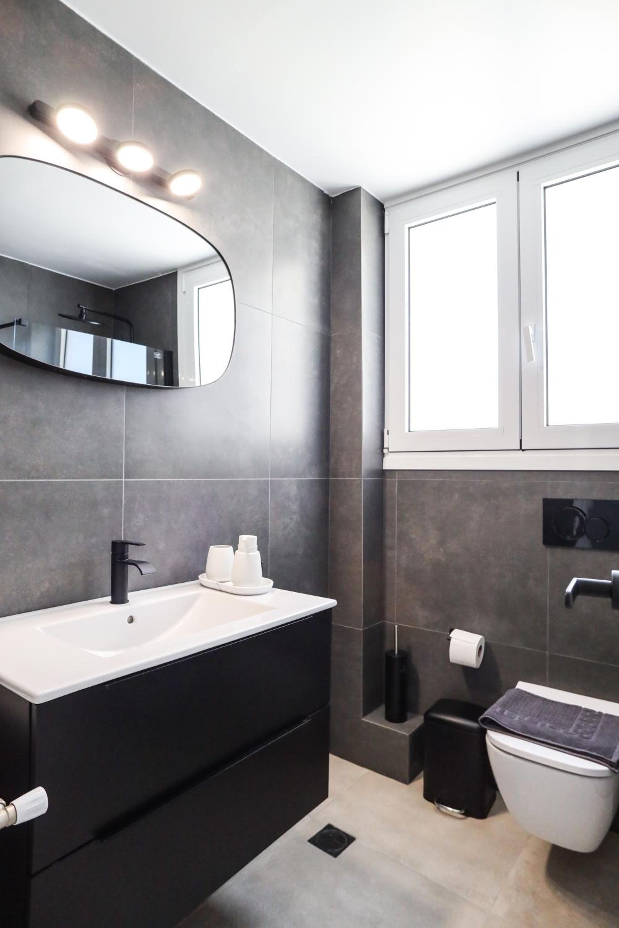 3BD with Temple of Zeus View, 5 min to Acropolis