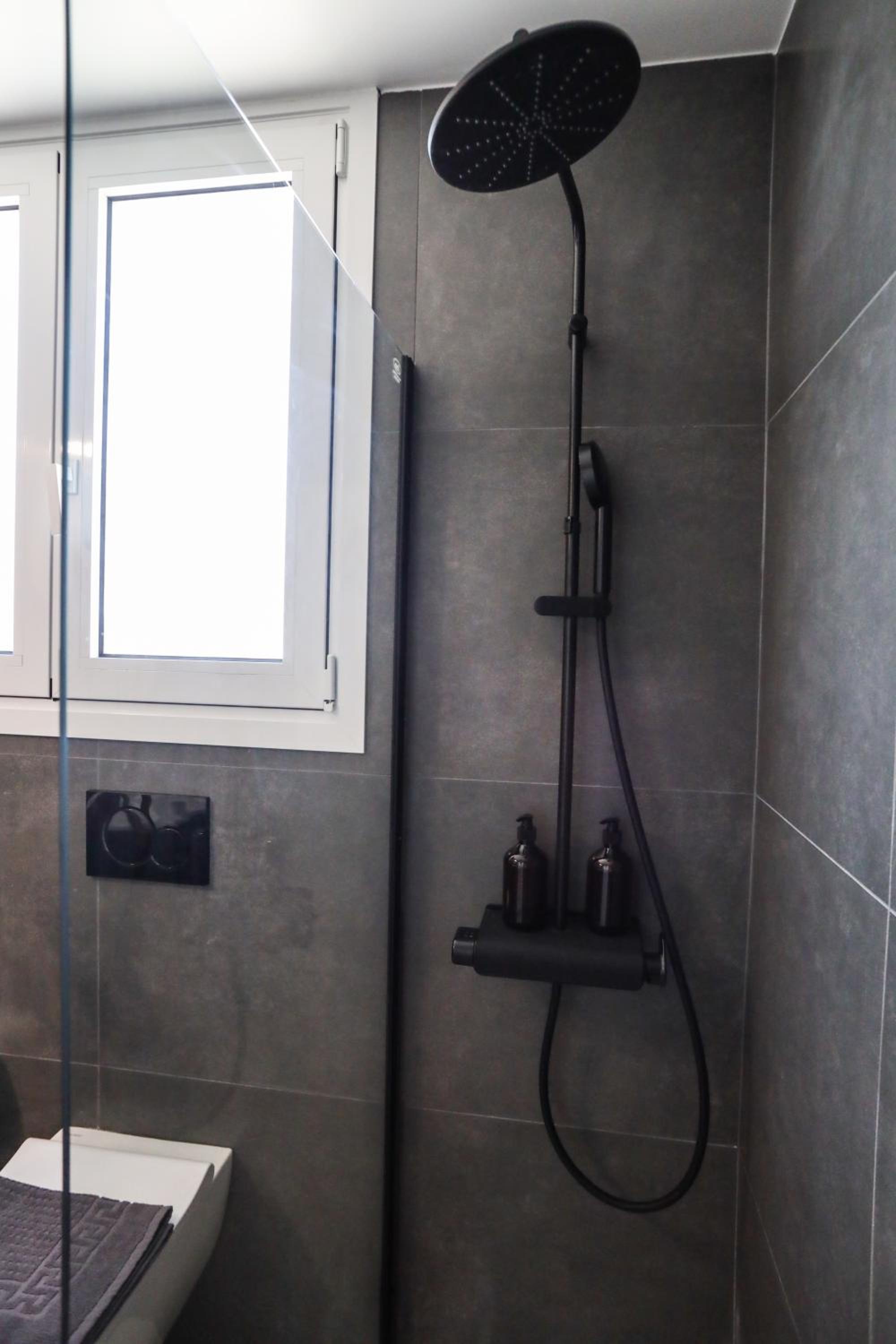 3BD with Temple of Zeus View, 5 min to Acropolis