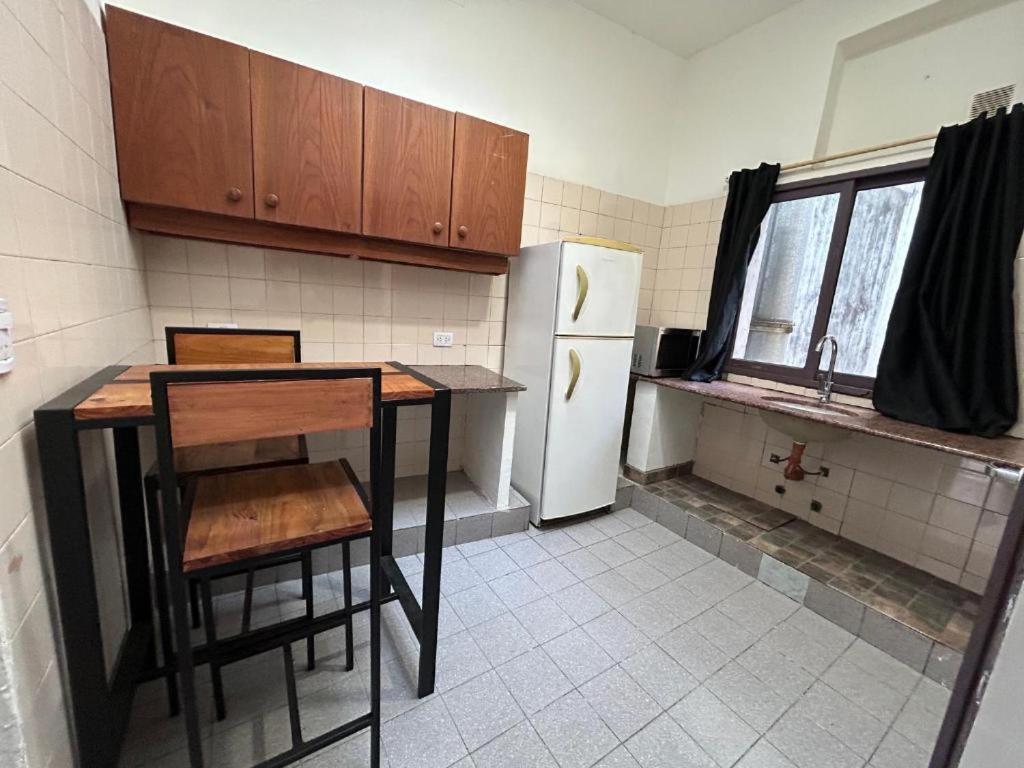 Suites Santa Fe departamento, a 200 mts de facultad y hospitales aledaños