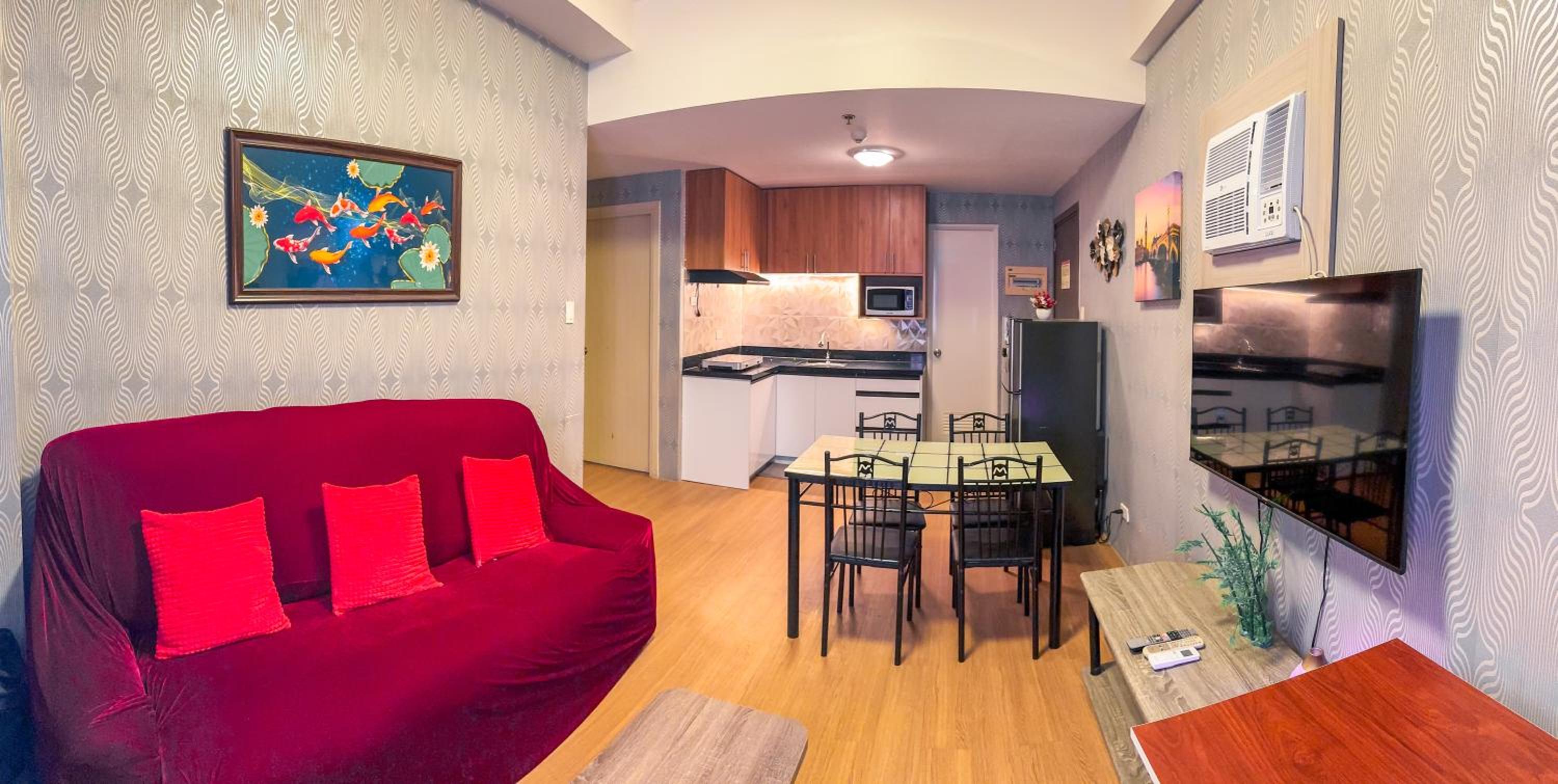 THE LOOP 2br fully furnished corner unit w balcony view 5