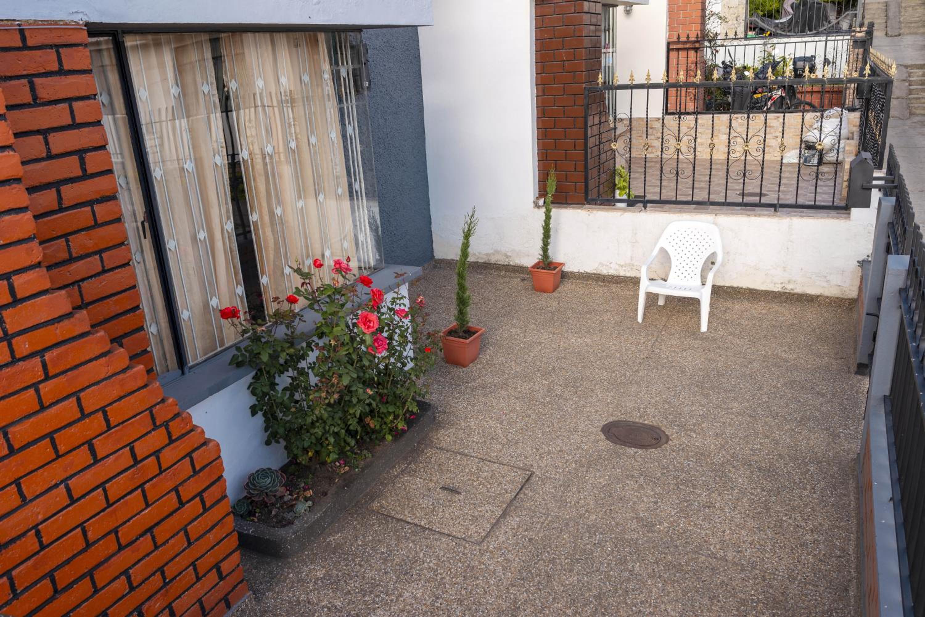 Casa con ambiente familiar, amplia, en excelente ubicación