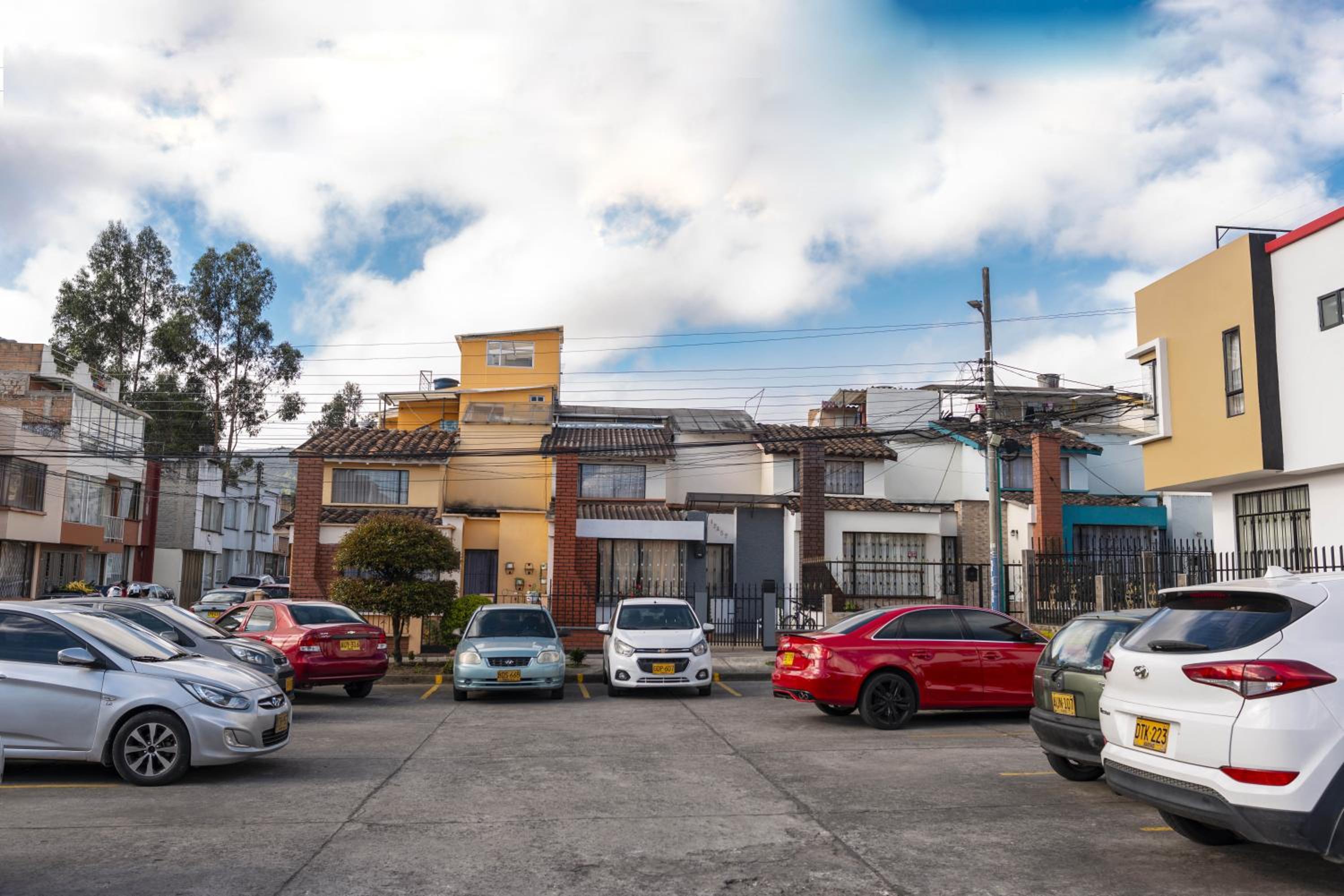 Casa con ambiente familiar, amplia, en excelente ubicación