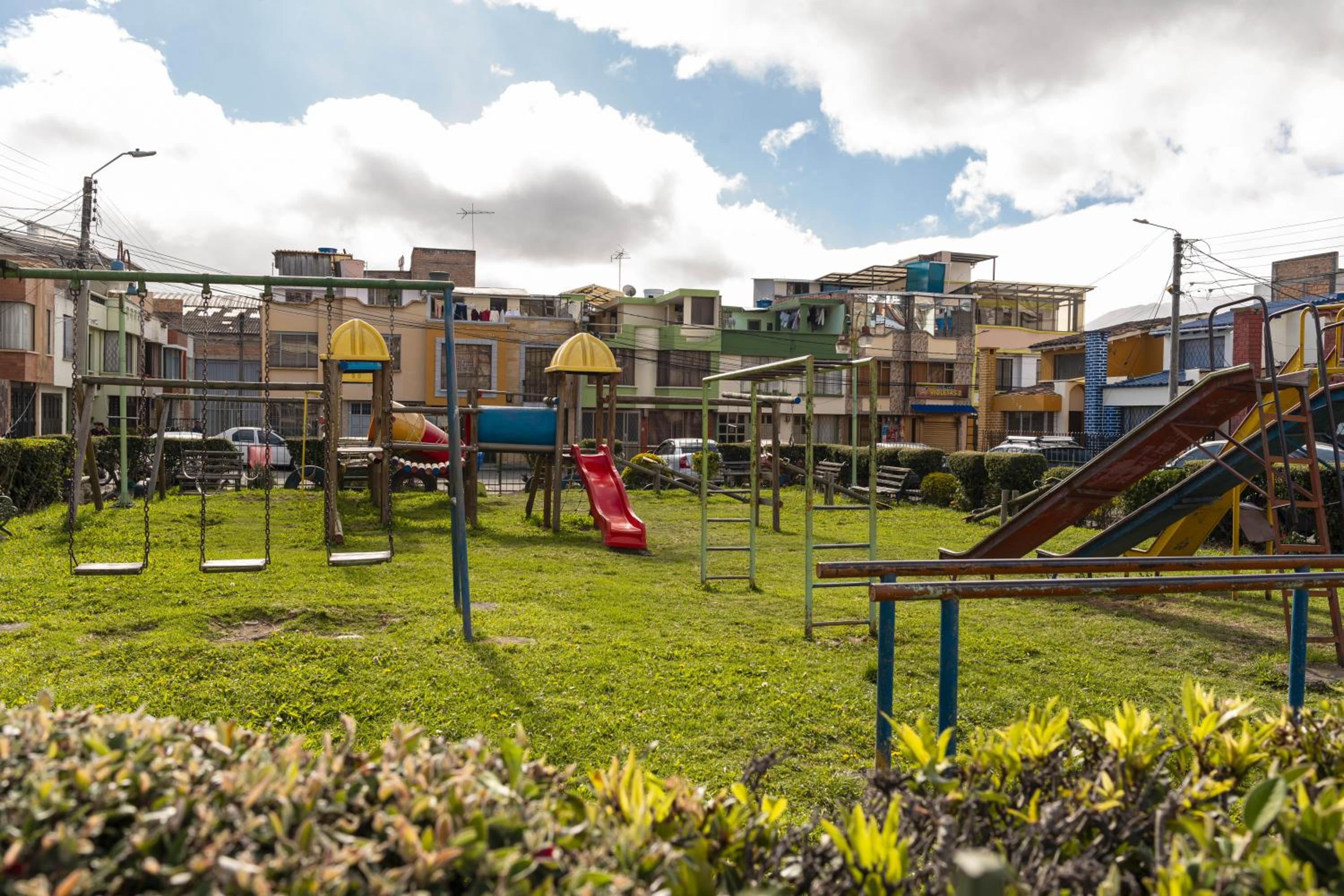 Casa con ambiente familiar, amplia, en excelente ubicación