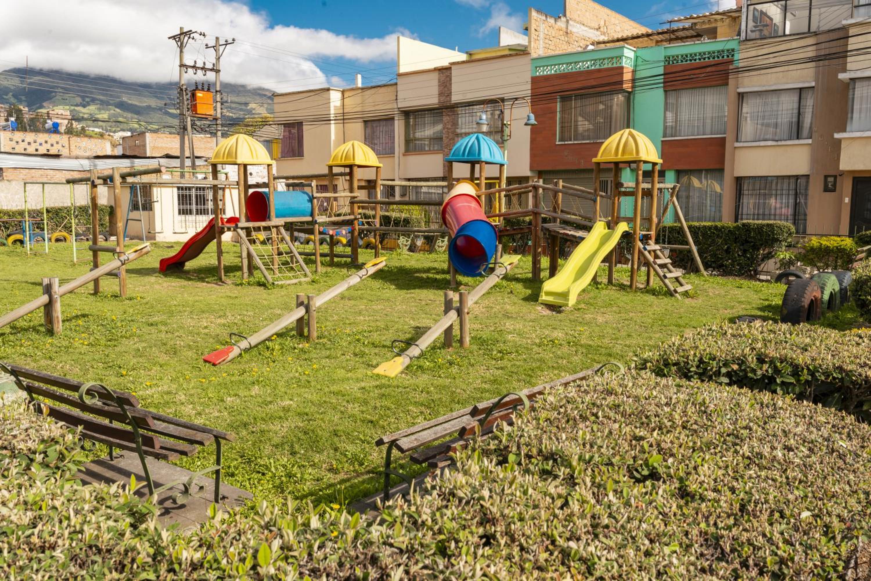 Casa con ambiente familiar, amplia, en excelente ubicación