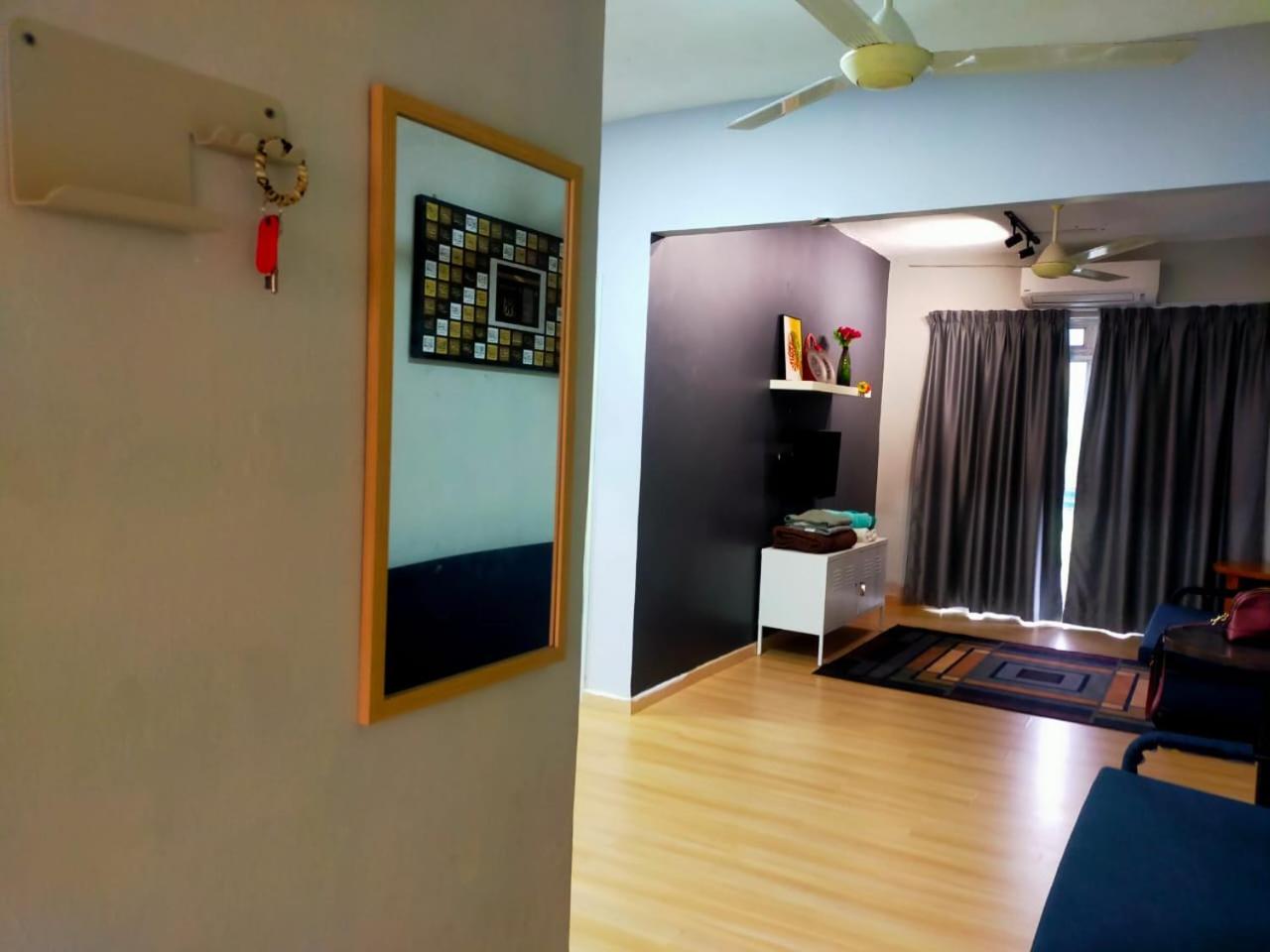 Homestay WaDi 2 apartment with pool near beach photo 3