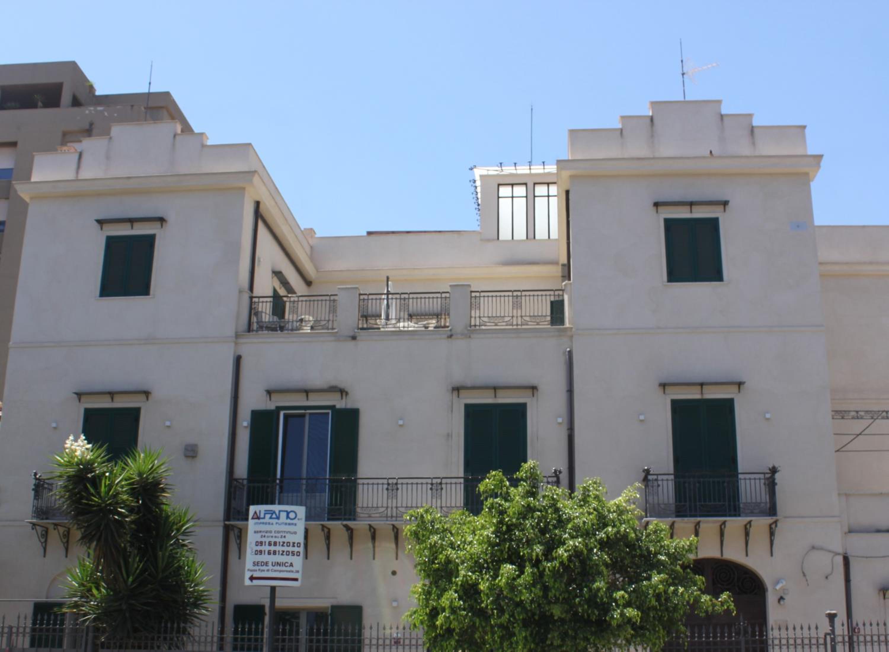 La Terrazza su Dante Rooms